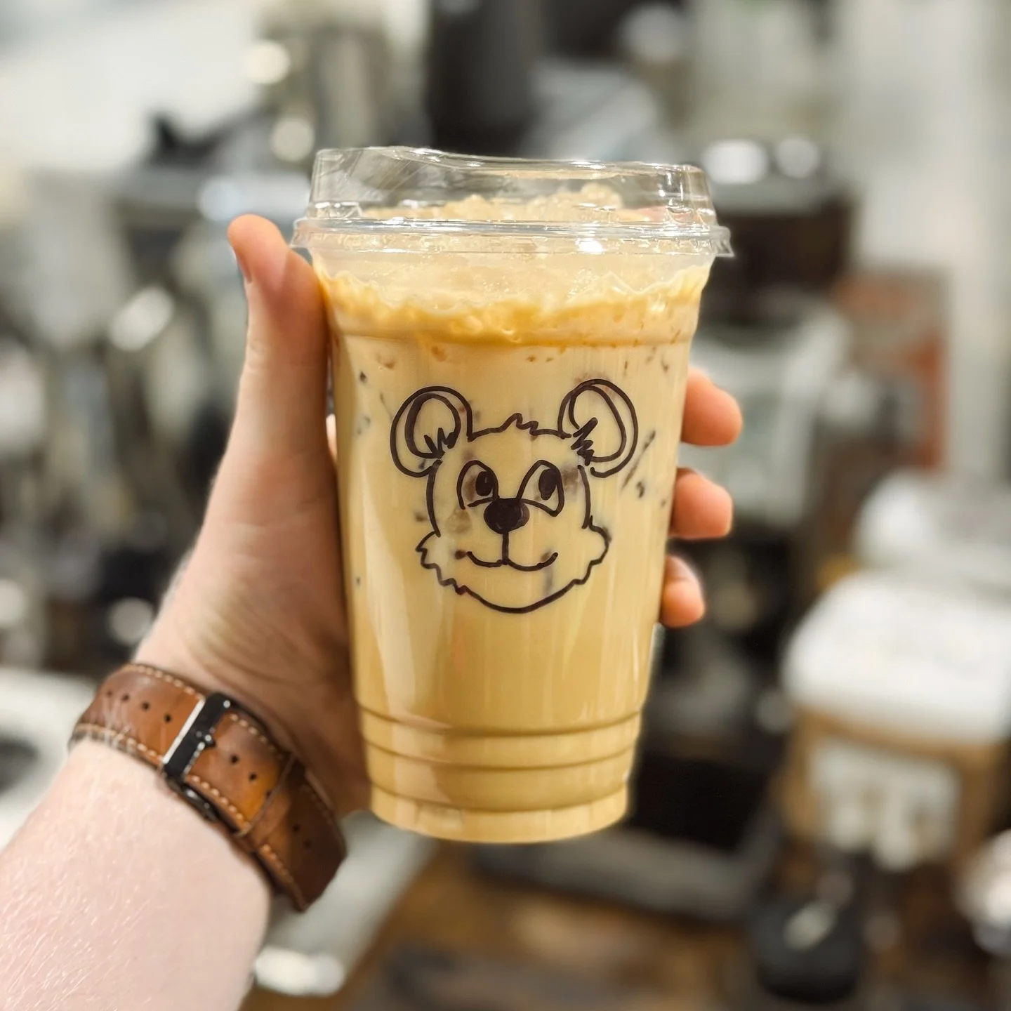 Did someone say Bear Cup? 🐻 ☕️
 
The crazy bear cup that has gone viral is INSANE&hellip; so here is my own version &hellip;. The PS Coffee Bear Cup. Drawn by myself and a one of a kind creation hahaha 
 
#bearcup #bearcuptrend #siplocal
