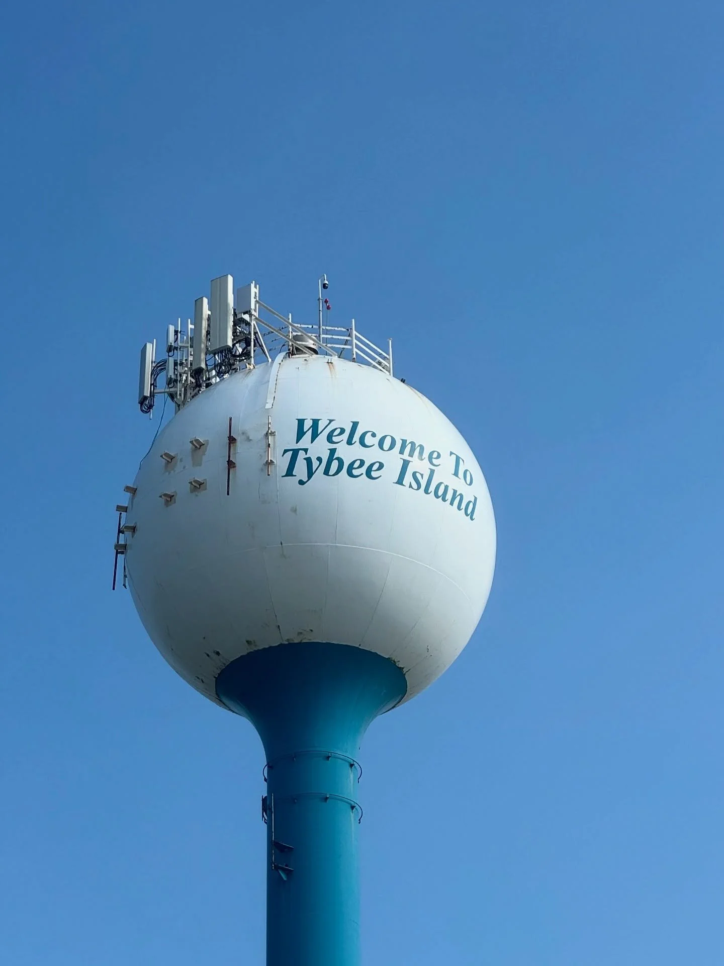 Big memories, small town charm. Tybee really is the best little beach town ❤️
#Tybee #VisitTybee #TybeeIsland