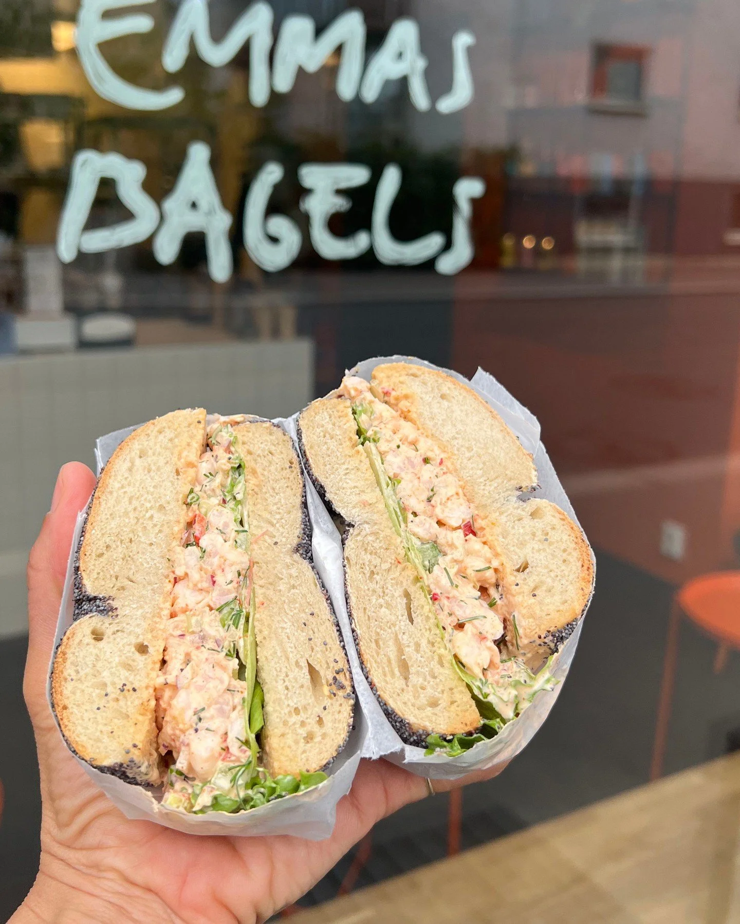 ROBINS SPICY SKAGEN 🌶️🦐🥵

Fjor&aring;rets store favoritt er tilbake! Personlig kan jeg ikke forestille meg en bedre skagen enn akkurat denne. 

Her har du reker og kreps som koser seg i bland annet paprika, selleri, v&aring;rl&oslash;k, dill&helli