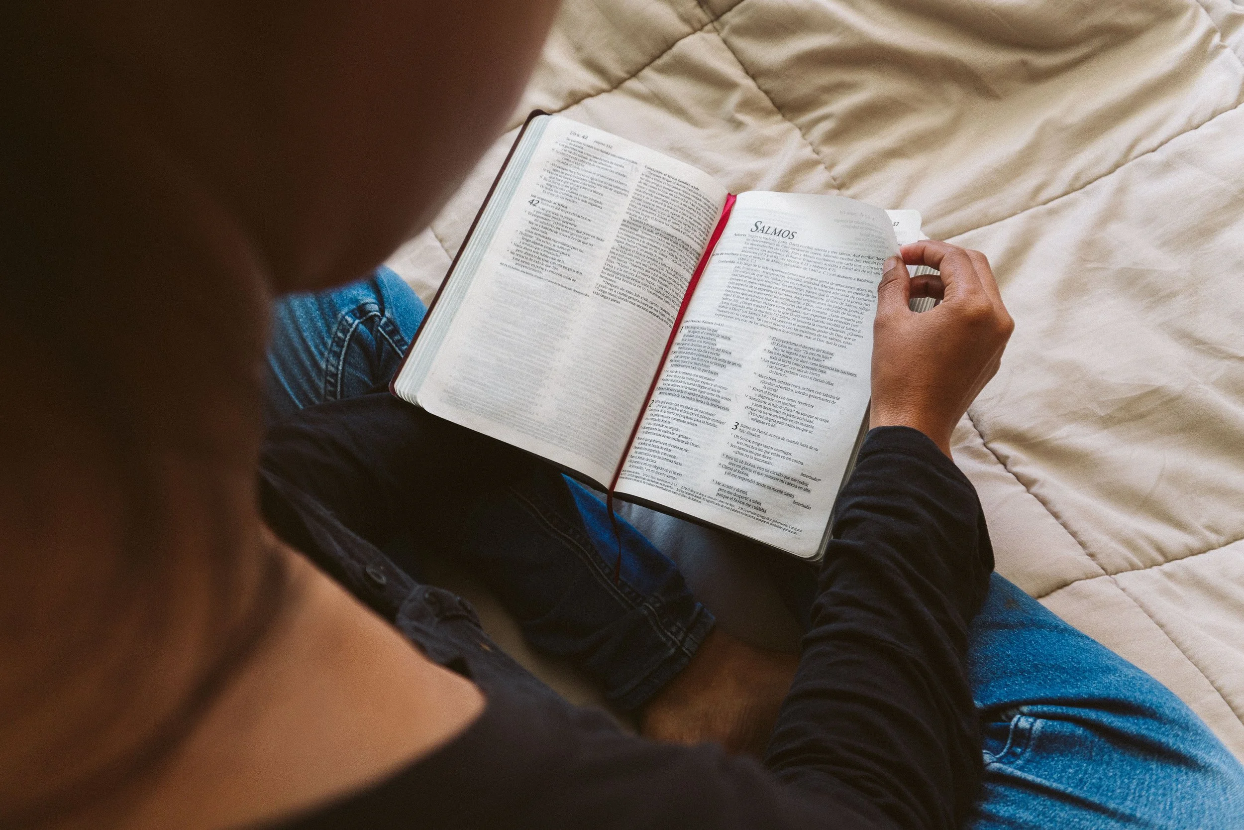 Bible Verses for Moms Who Feel Overwhelmed