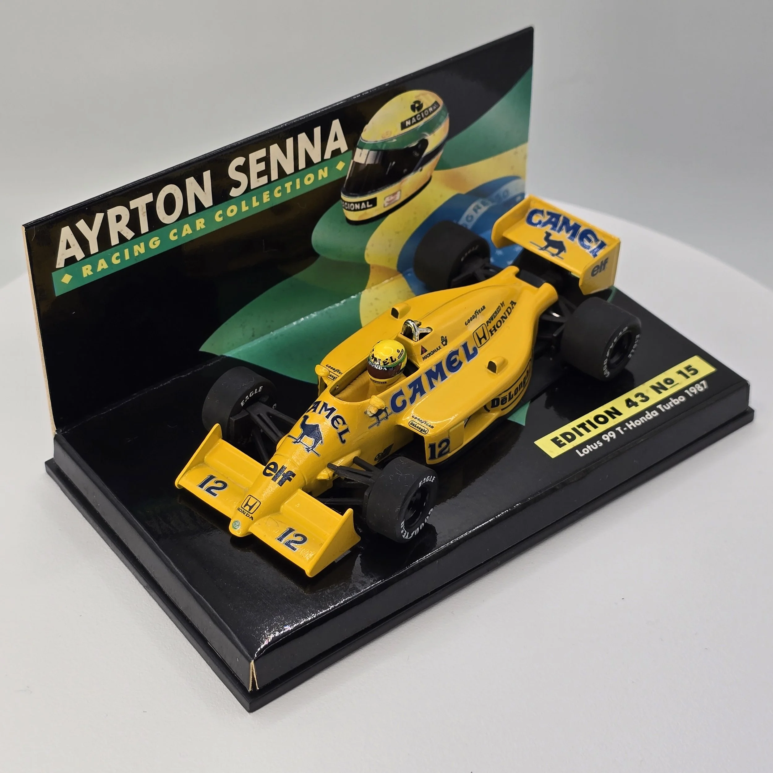 Senna Lotus 99 T 2.jpg