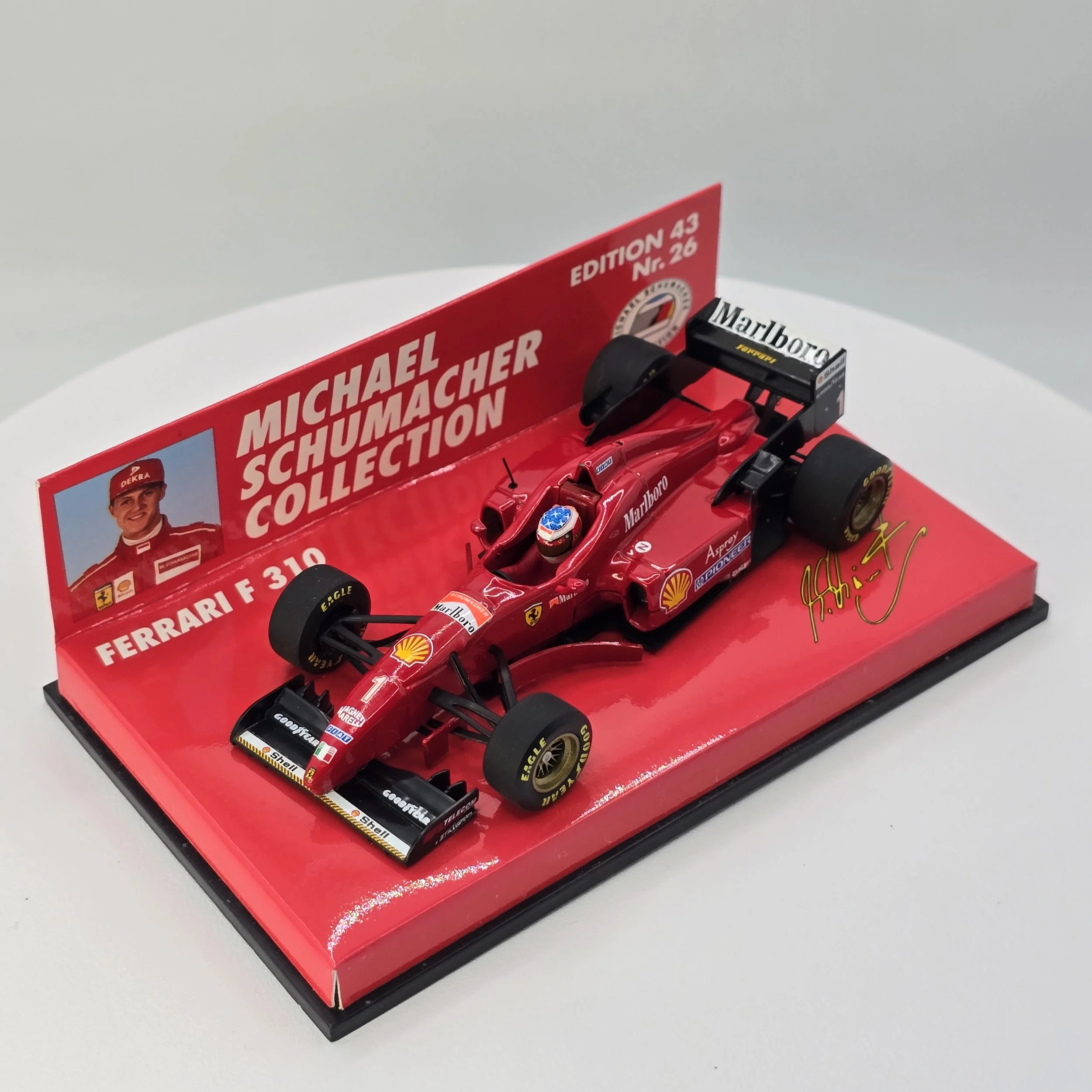 Schumacher Ferrari F 310 2.jpg
