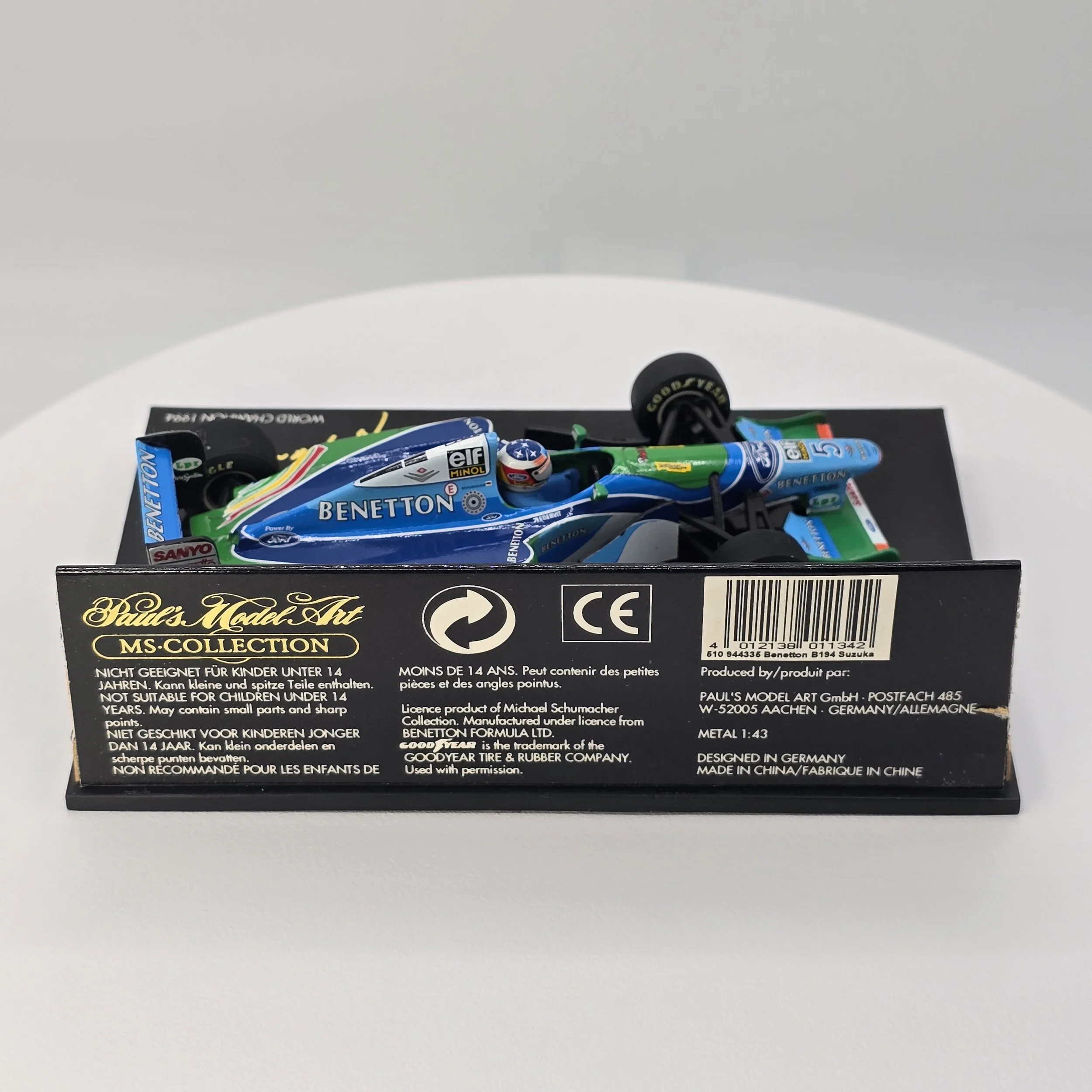 Schumacher Benetton B194 4.jpg