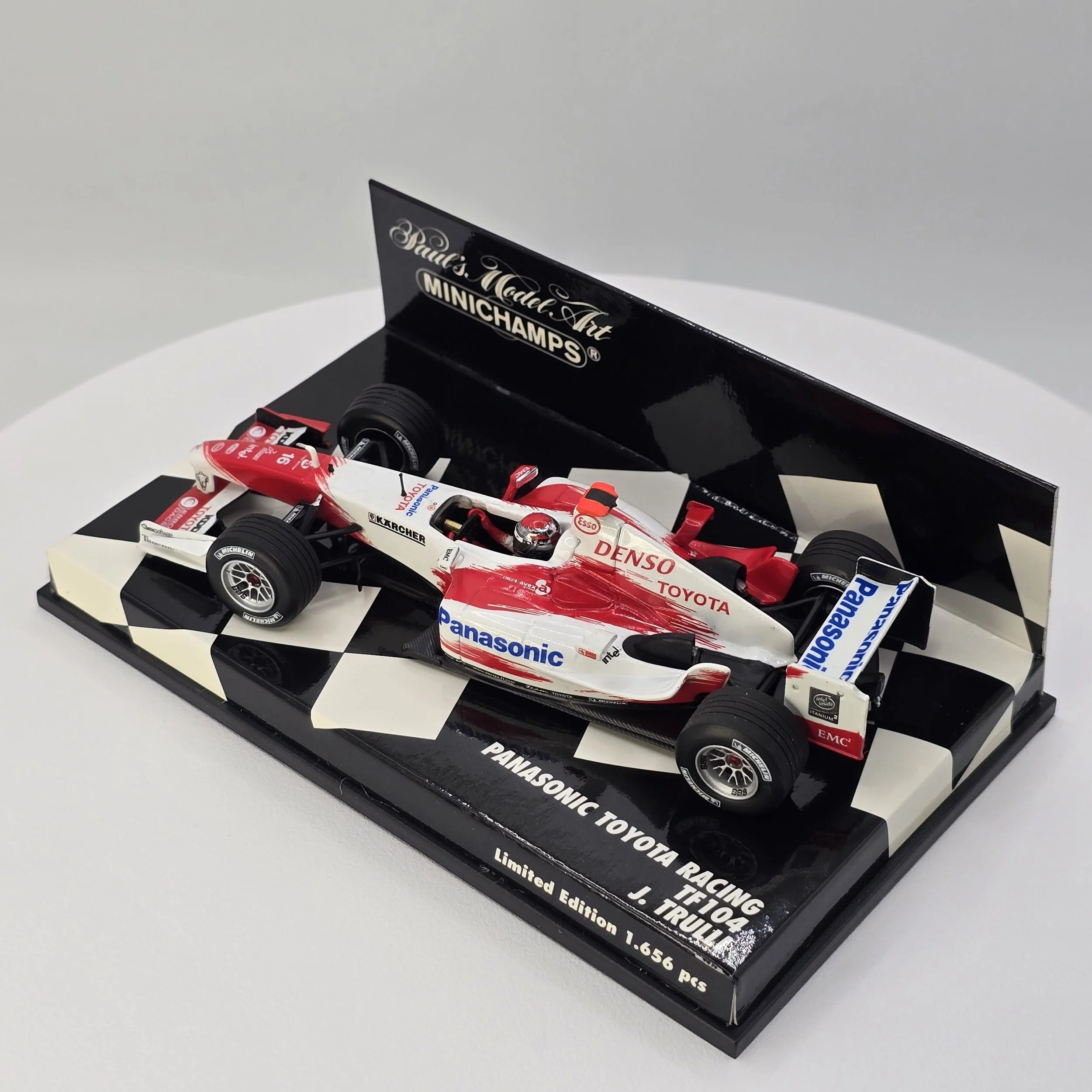 Trulli Toyata TF104 3.jpg