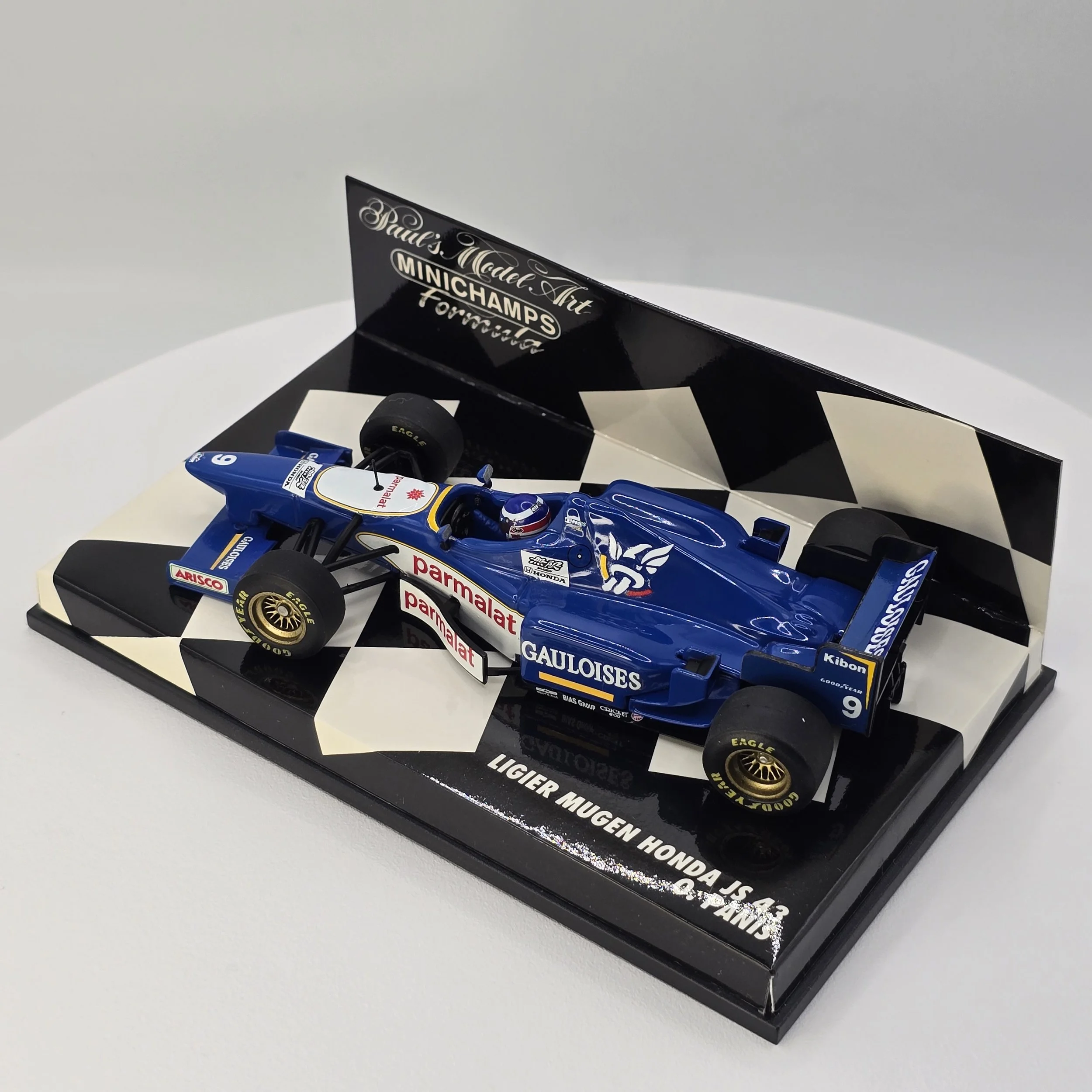 Panis Ligier JS 43 3.jpg