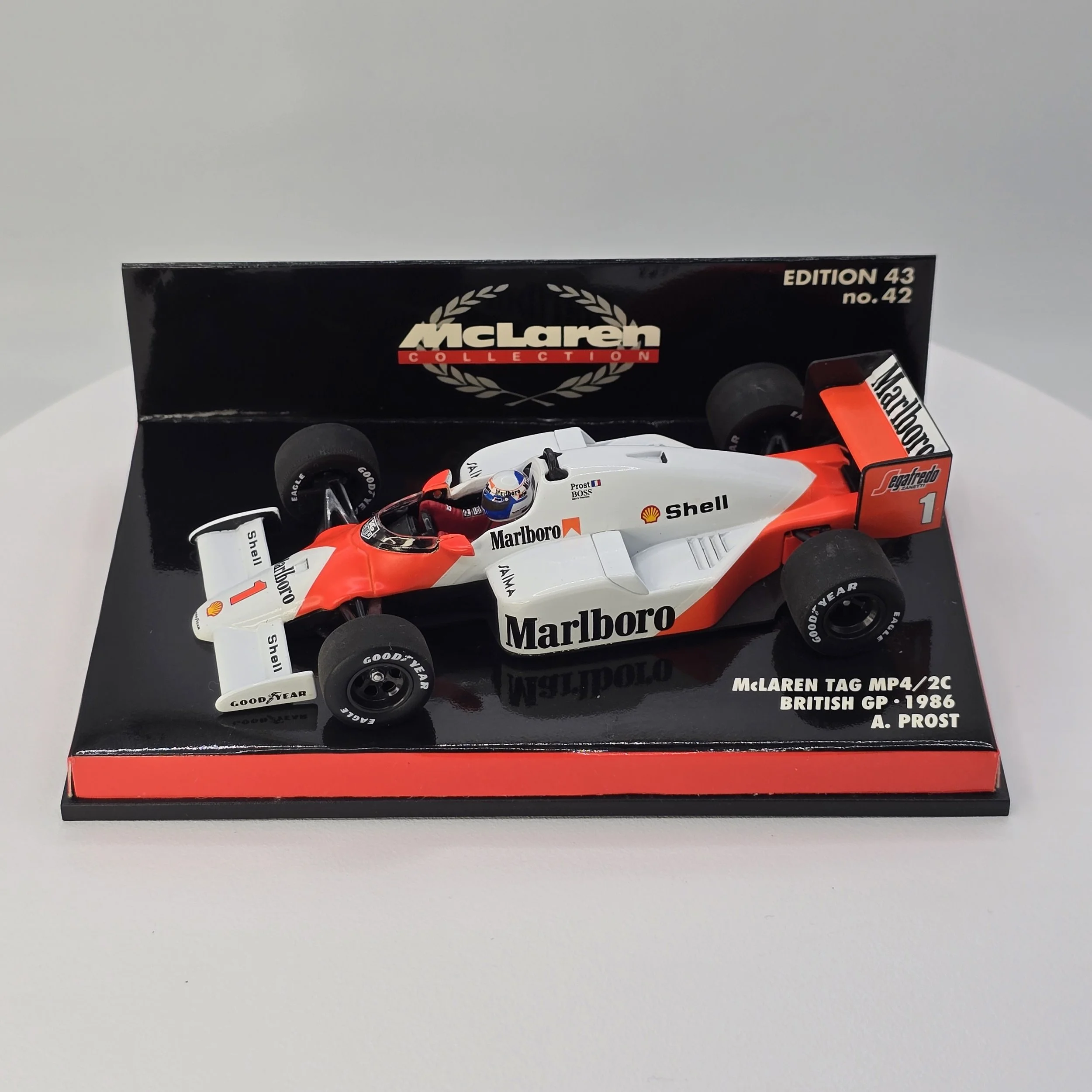 Prost McLaren MP4 2C 1.jpg