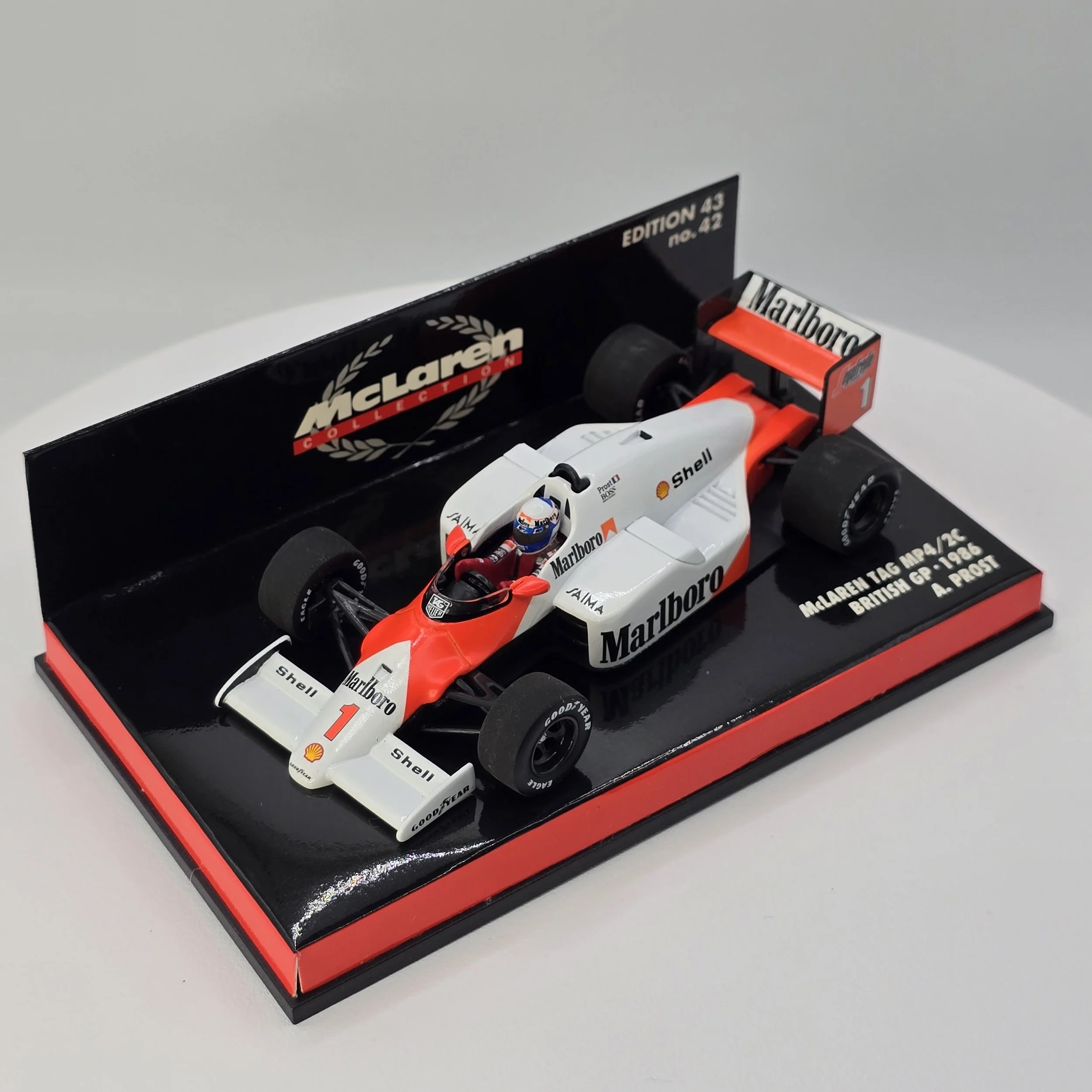 Prost McLaren MP4 2C 2.jpg