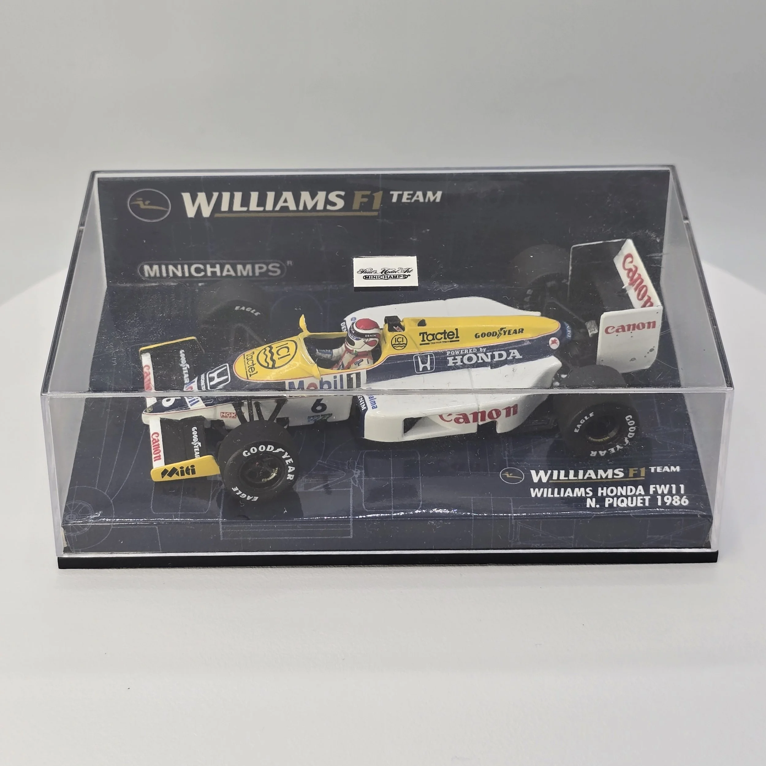 Piquet Williams FW11 5.jpg