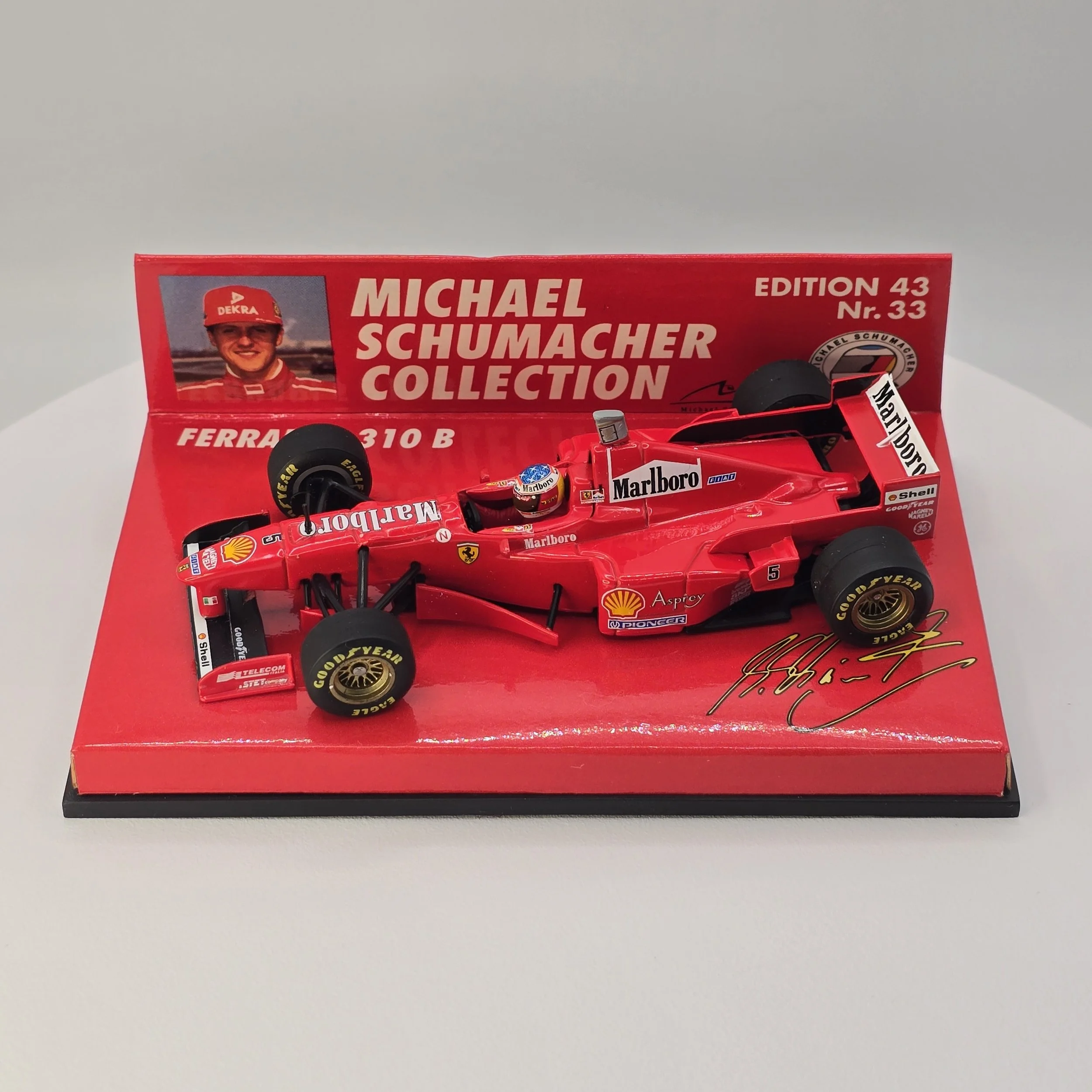 Schumacher Ferrari 310 B 1.jpg