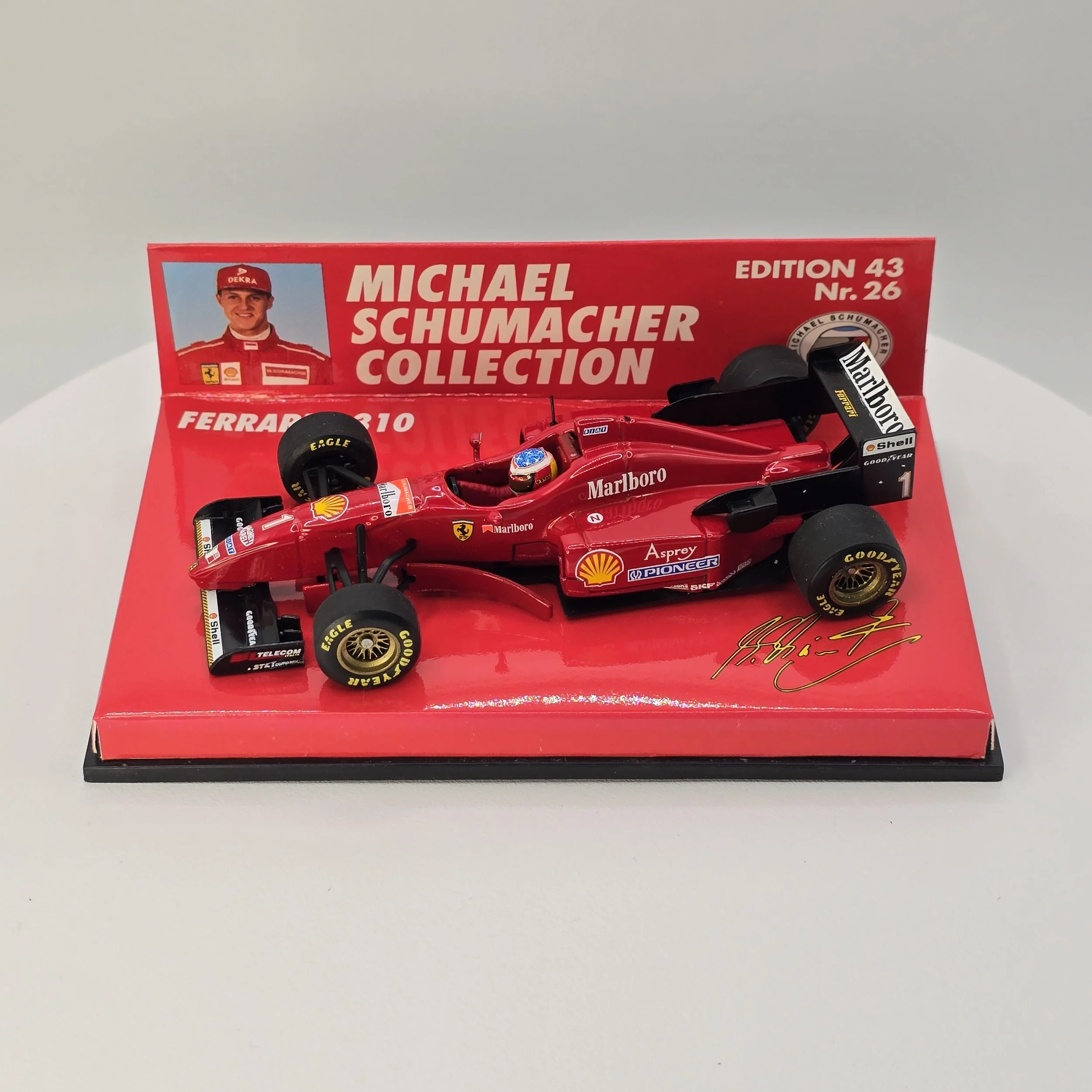 Schumacher Ferrari F 310 1.jpg