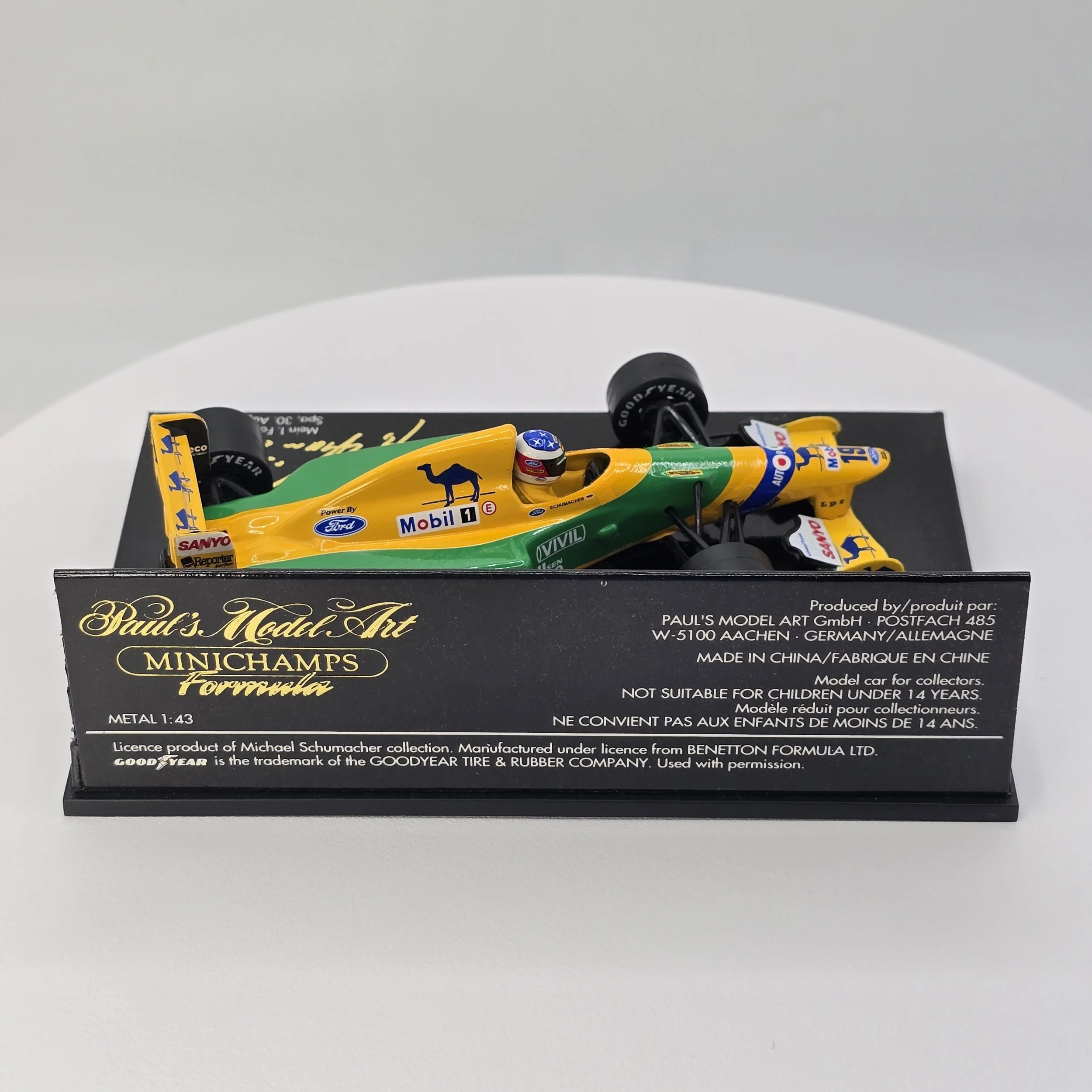 Schumacher Benetton B192 4.jpg