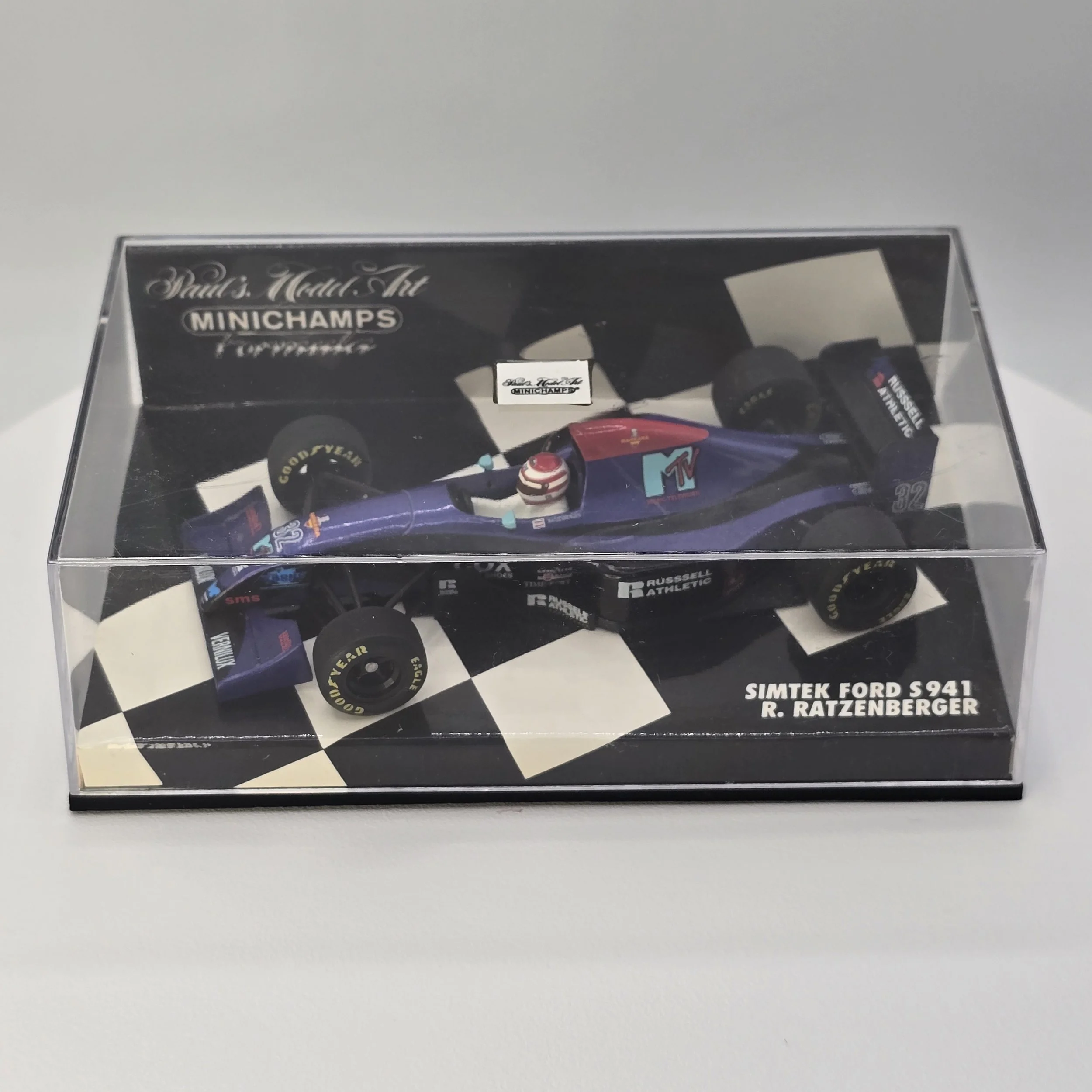 Ratzenberger Simtek S941 5.jpg