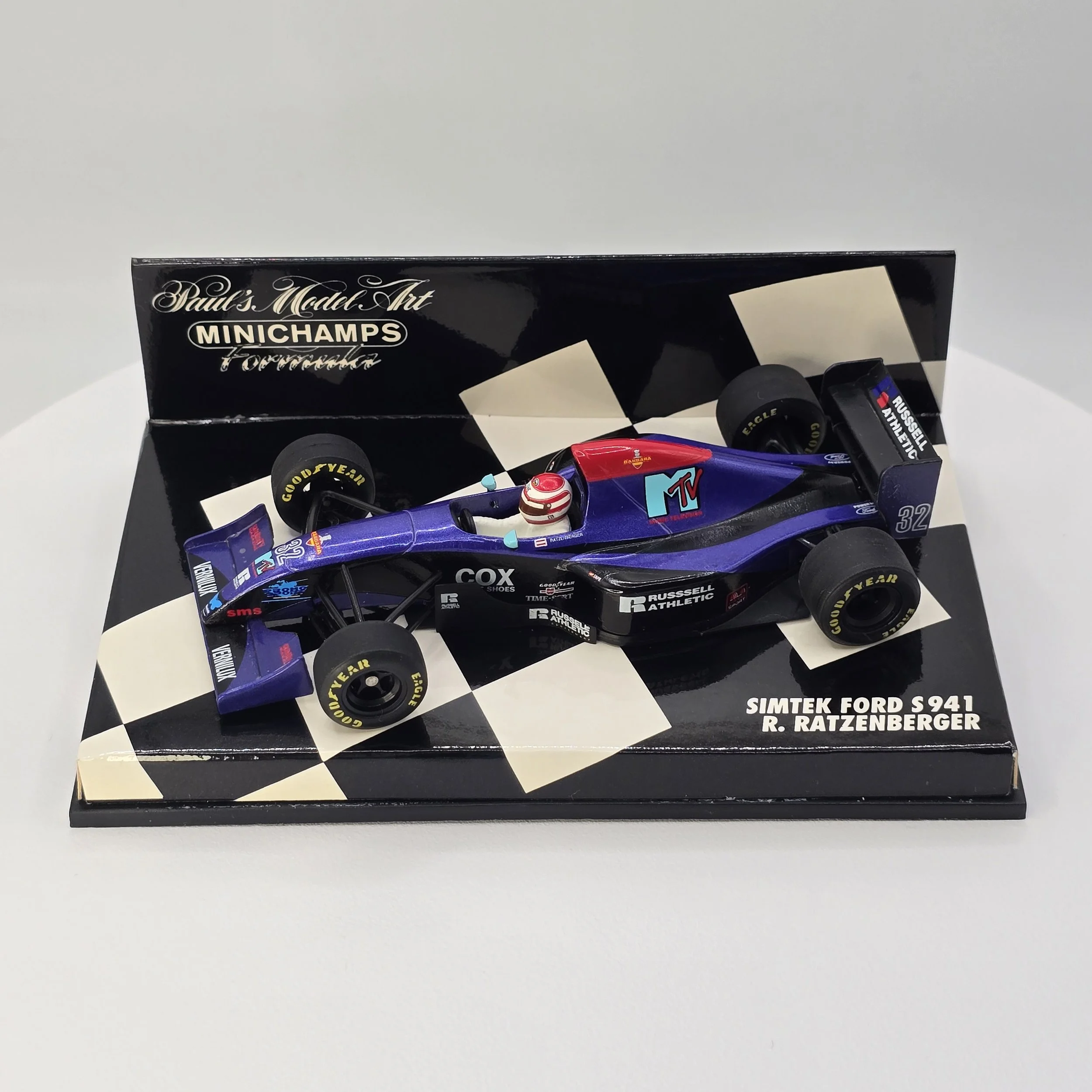 Ratzenberger Simtek S941 1.jpg