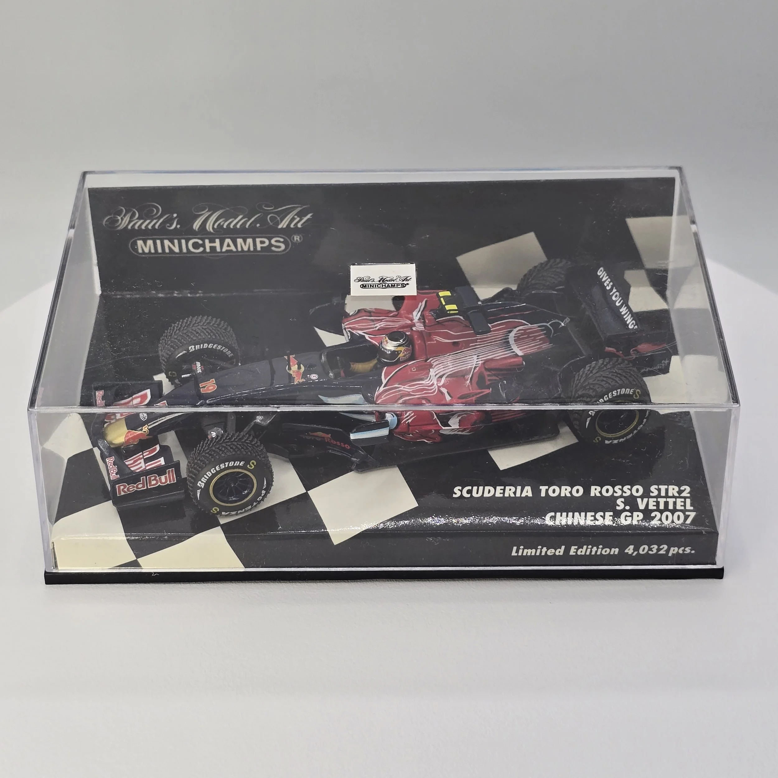 Vettel Toro Rosso STR2 5.jpg