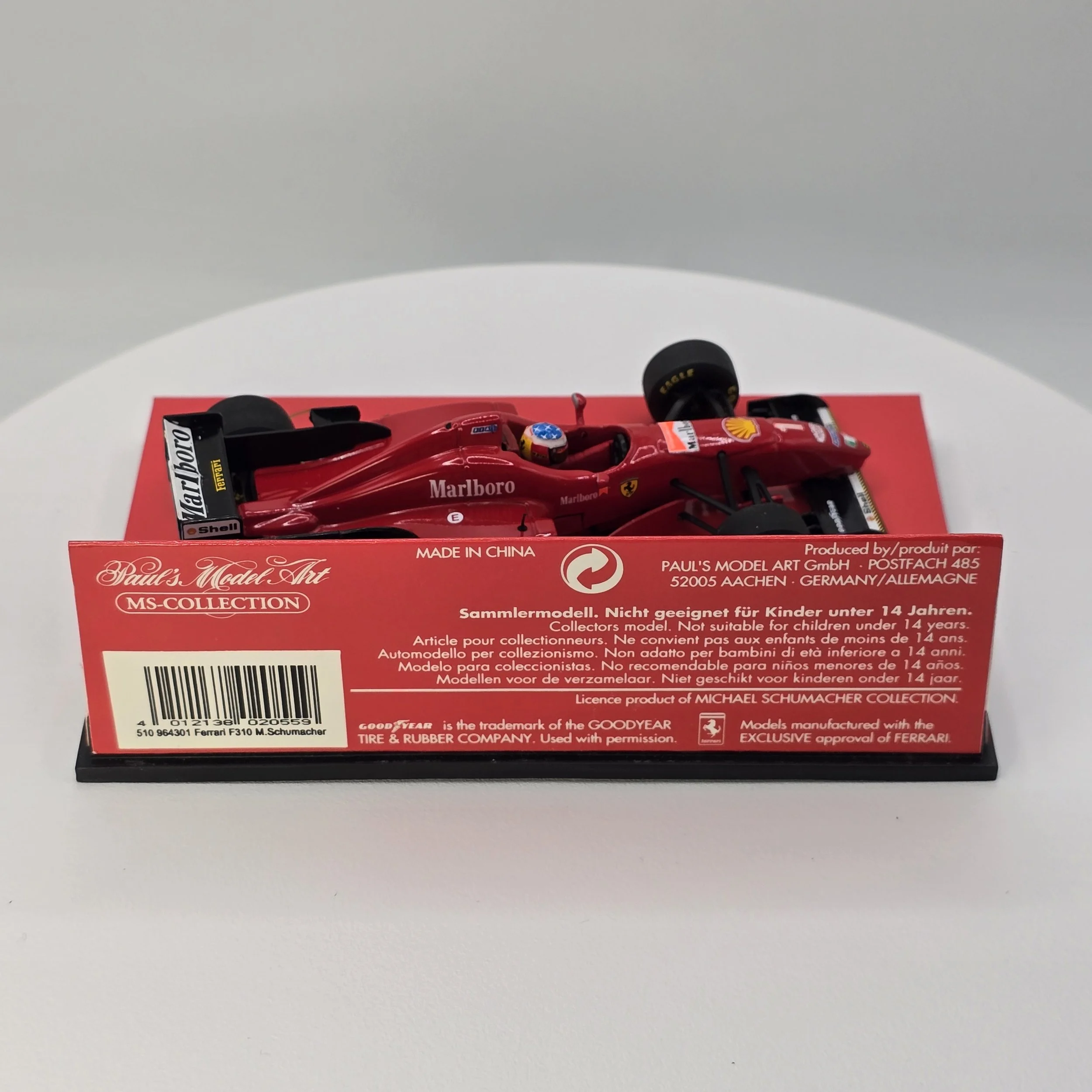 Schumacher Ferrari F 310 4.jpg