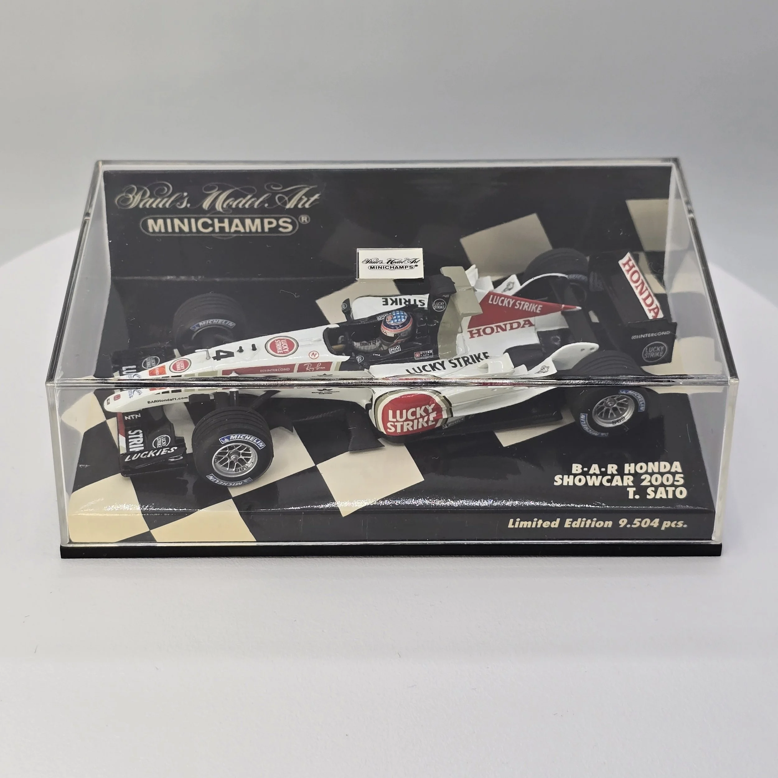 Sato BAR Honda Showcar 5.jpg