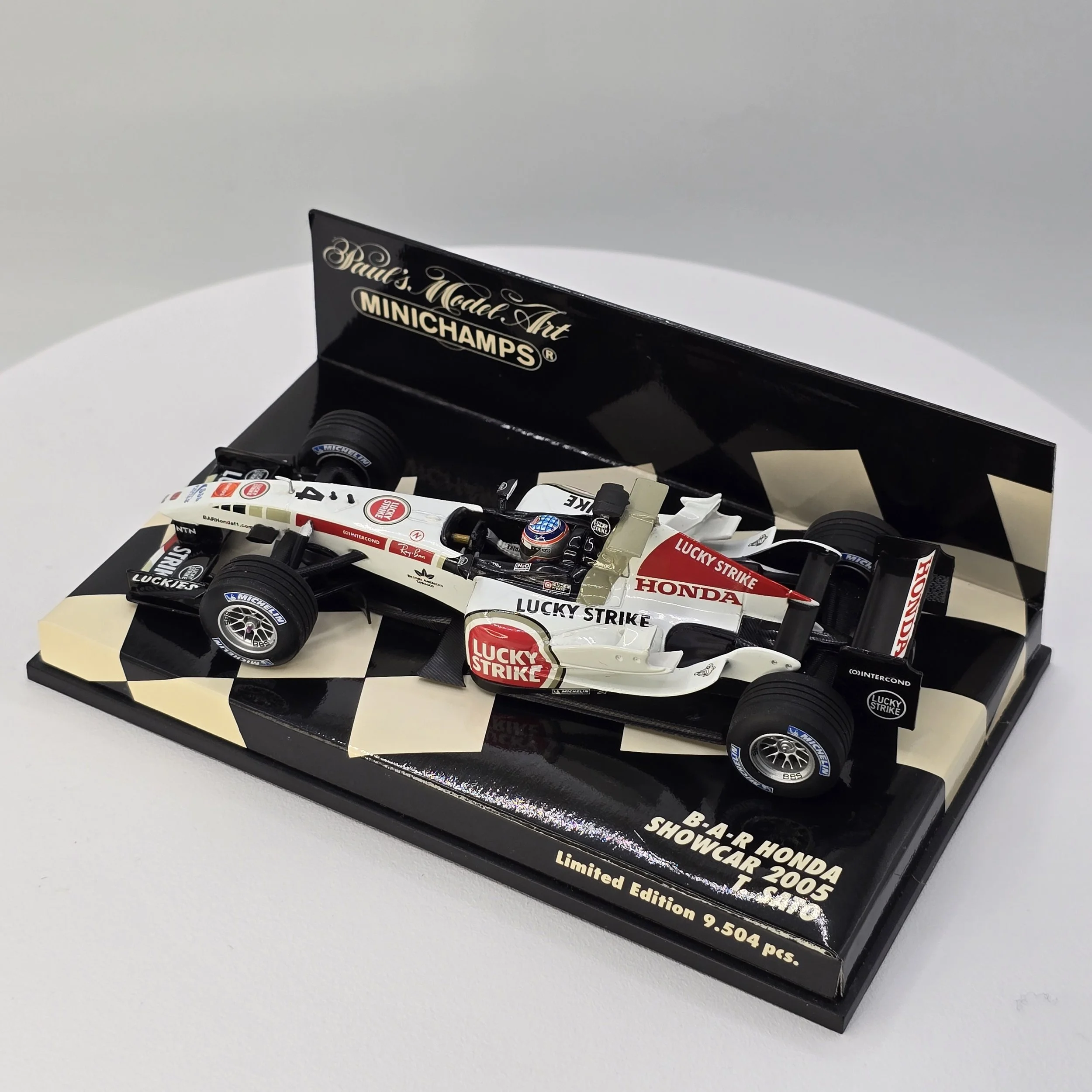 Sato BAR Honda Showcar 3.jpg