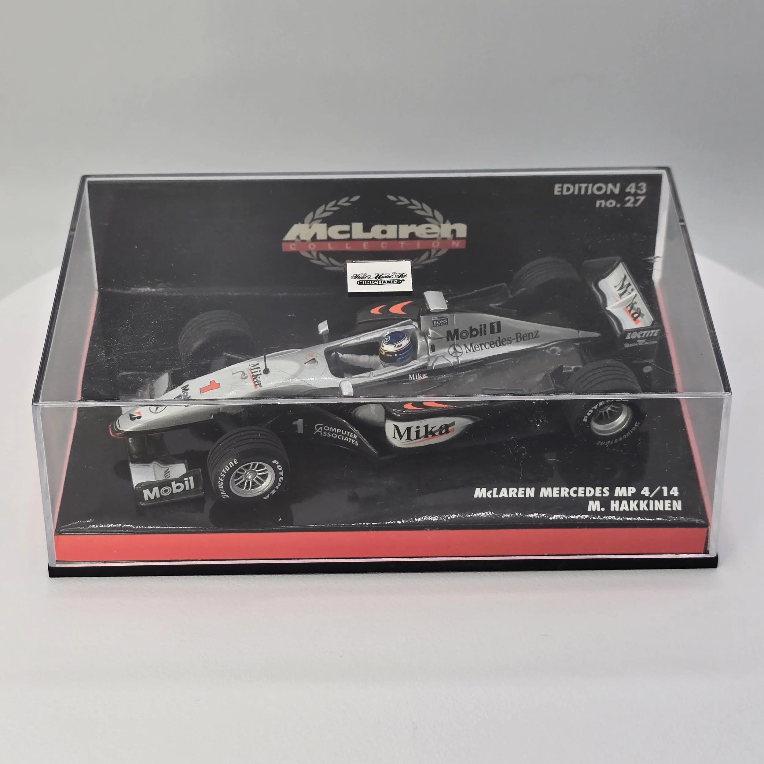 Hakkinen McLaren MP4 14 5.jpg