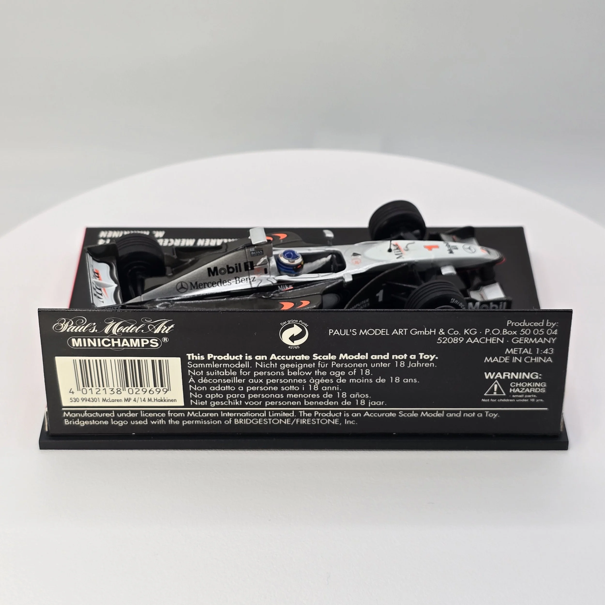 Hakkinen McLaren MP4 14 4.jpg