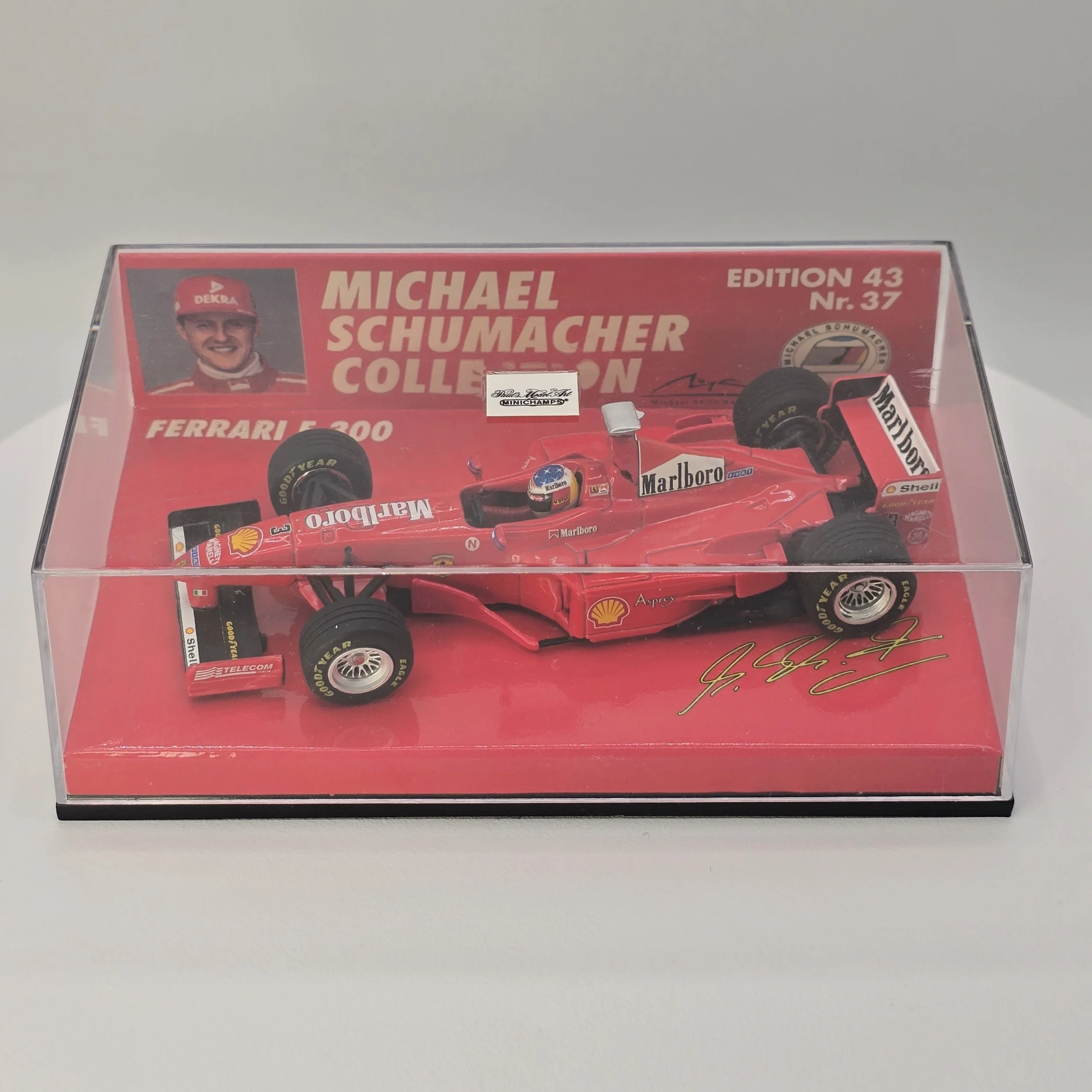 Schumacher Ferrari F300 5.jpg