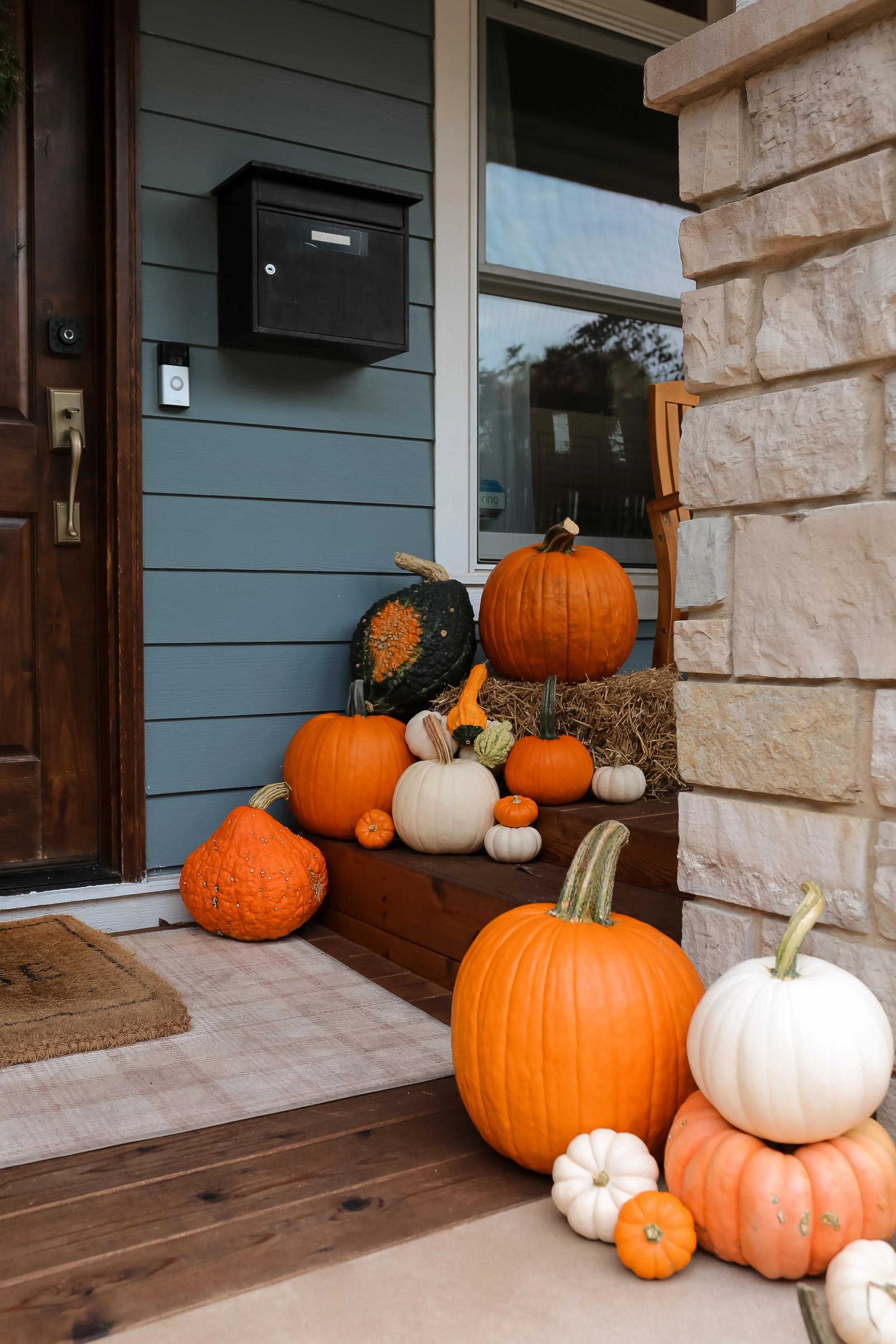 pumpkin concierge downtown chicago.jpg (Copy)