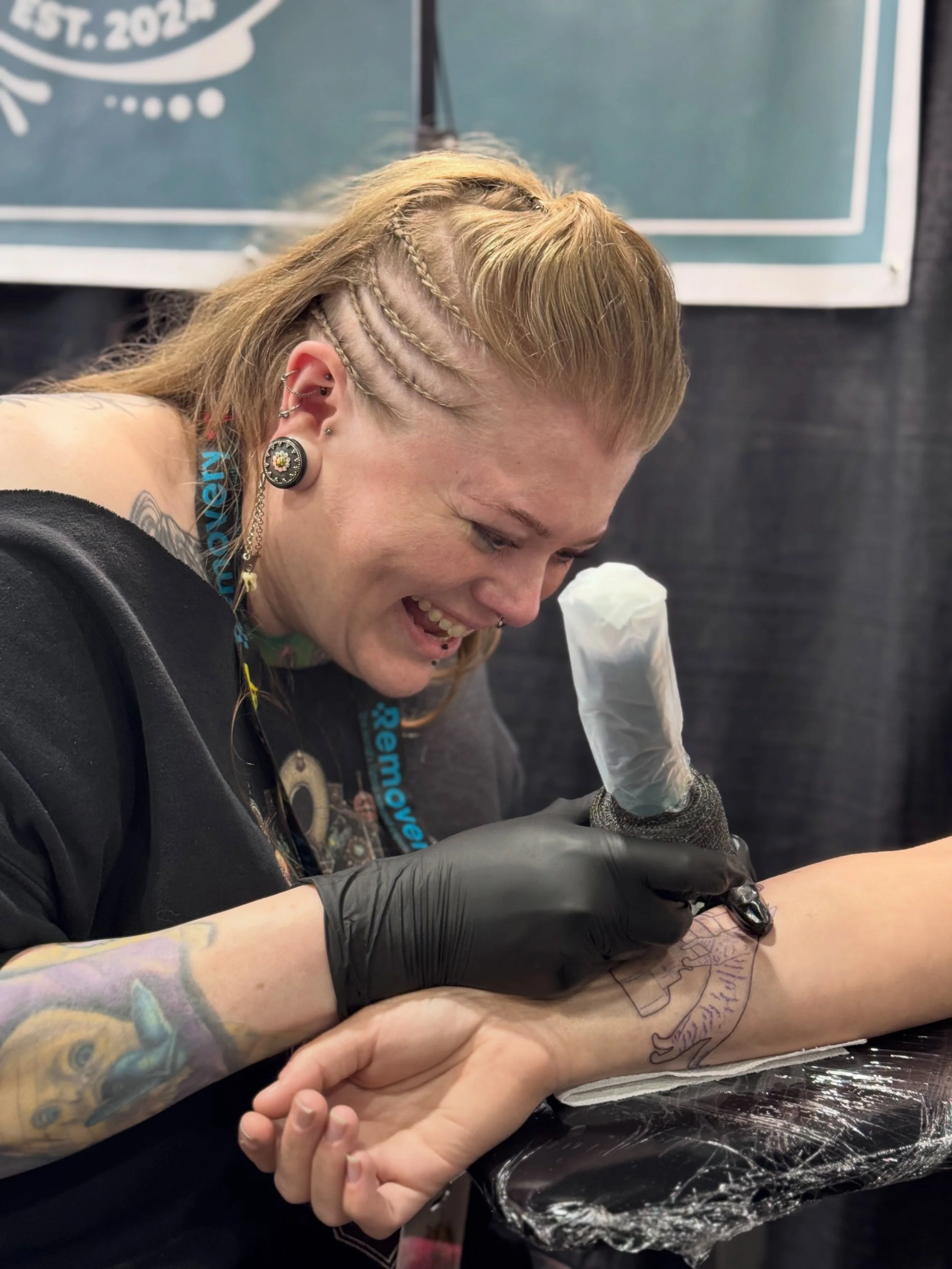 The gang having fun tattooing at @milwaukeetattoofestival 
.
Thank you to everyone that&rsquo;s grabbed some stickers and gotten tattooed.