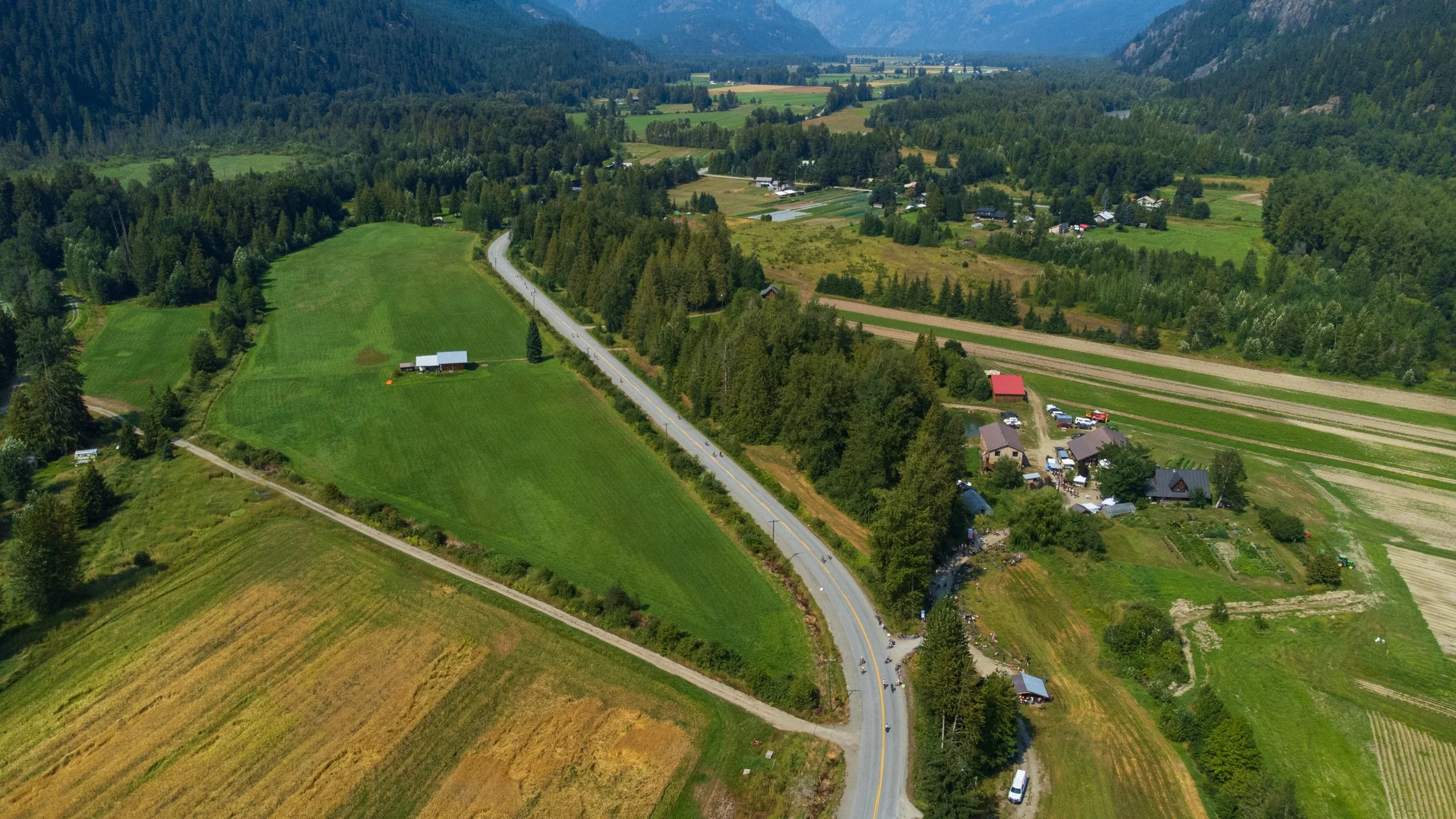 PembertonTourism_SlowFoodCycleSunday_CraigBarkerPhoto-98.jpg