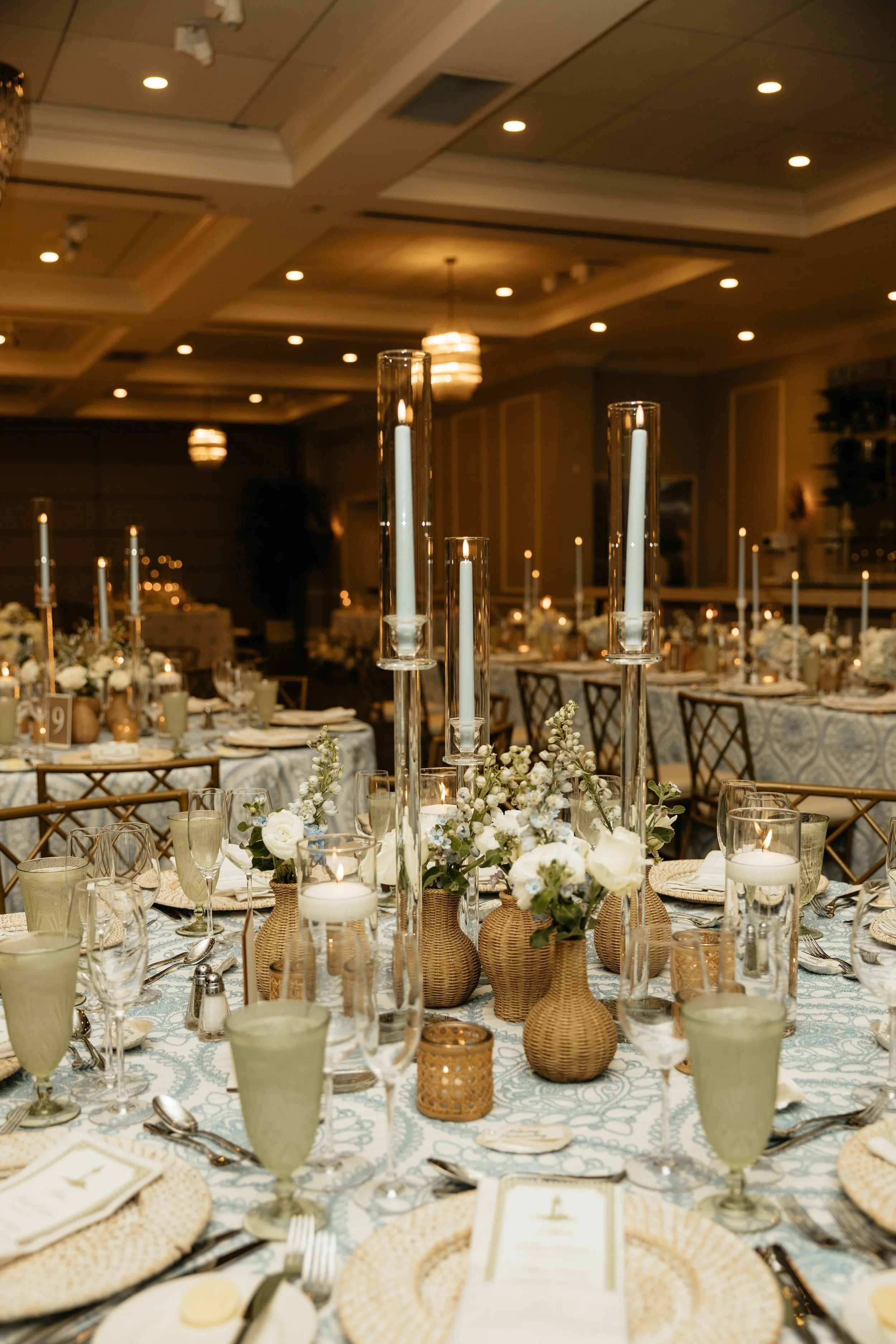 LindsayMcDowPhoto_PelicanClubWedding_Bistlines_RecForm-14.jpg