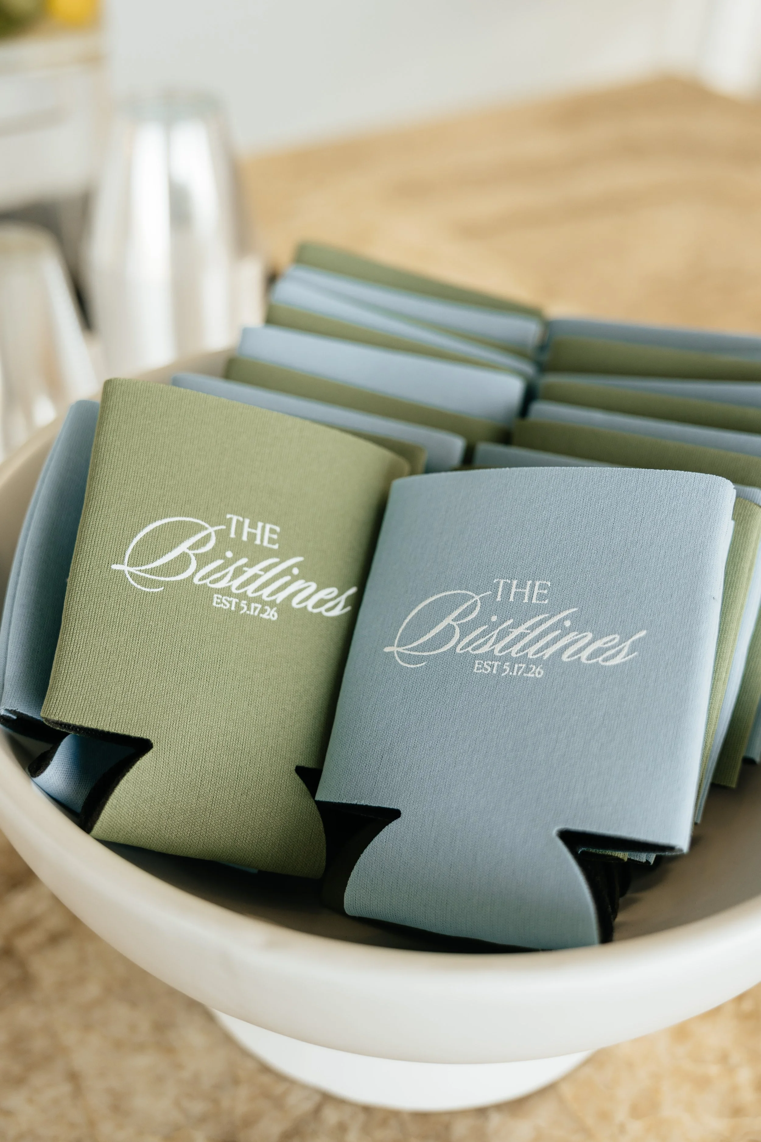 LindsayMcDowPhoto_PelicanClubWedding_Bistlines_CktlHr-15.jpg