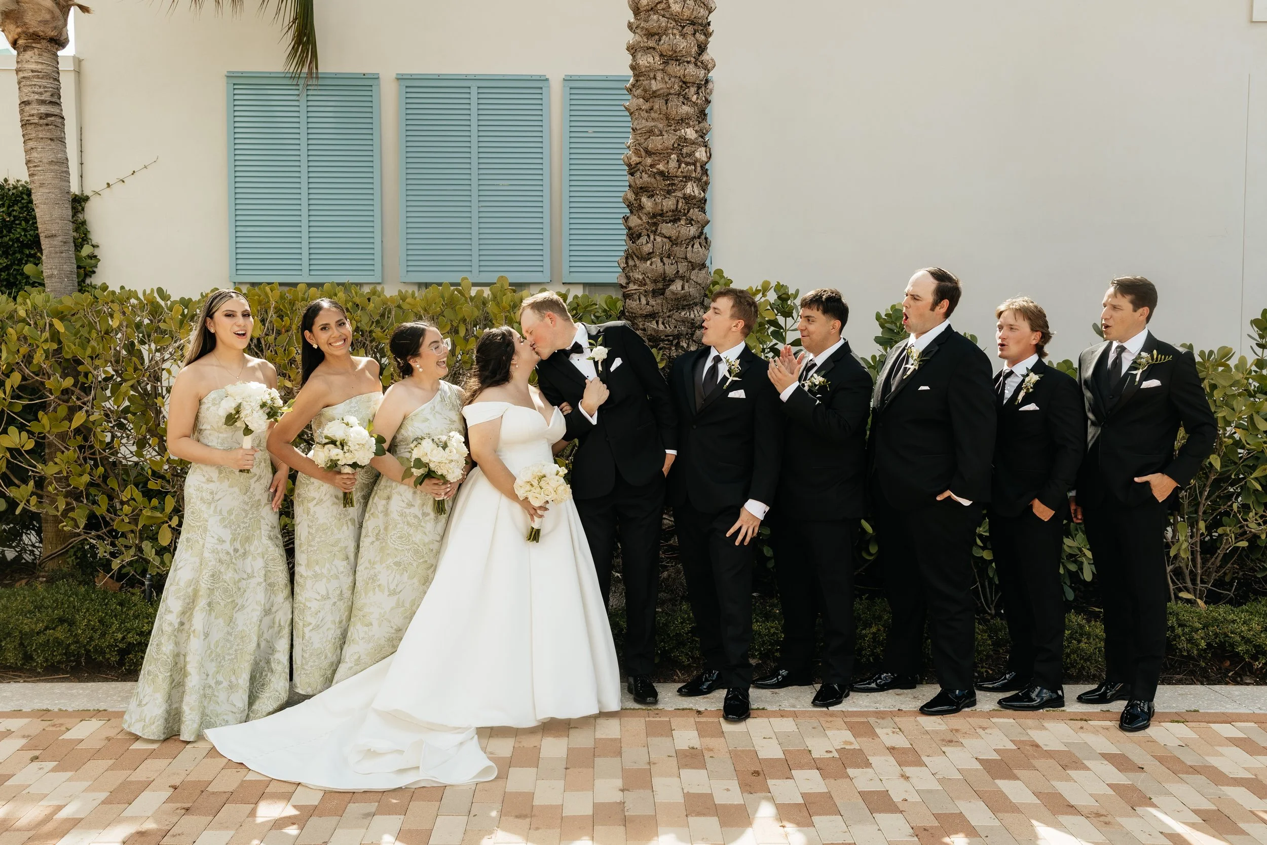 LindsayMcDowPhoto_PelicanClubWedding_Bistlines_BridalParty-104.jpg