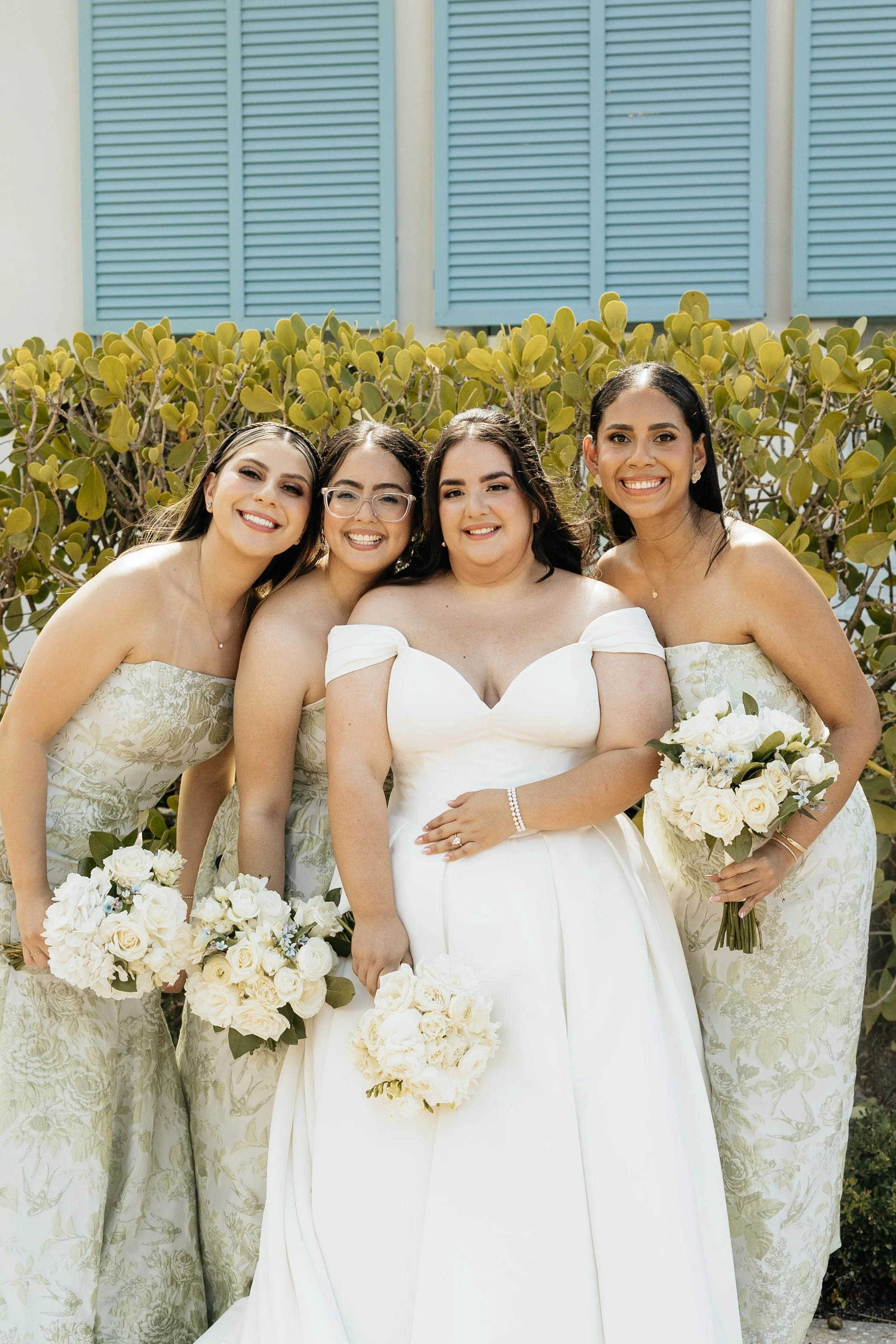 LindsayMcDowPhoto_PelicanClubWedding_Bistlines_BridalParty-61.jpg