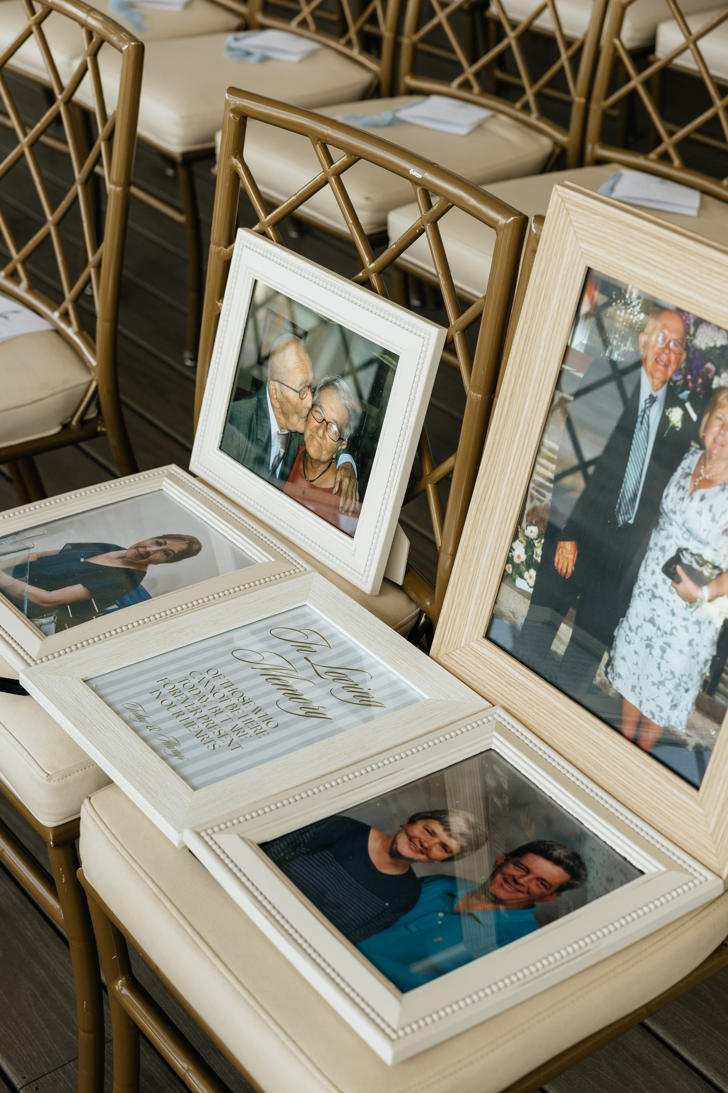 LindsayMcDowPhoto_PelicanClubWedding_Bistlines_Ceremony-17.jpg