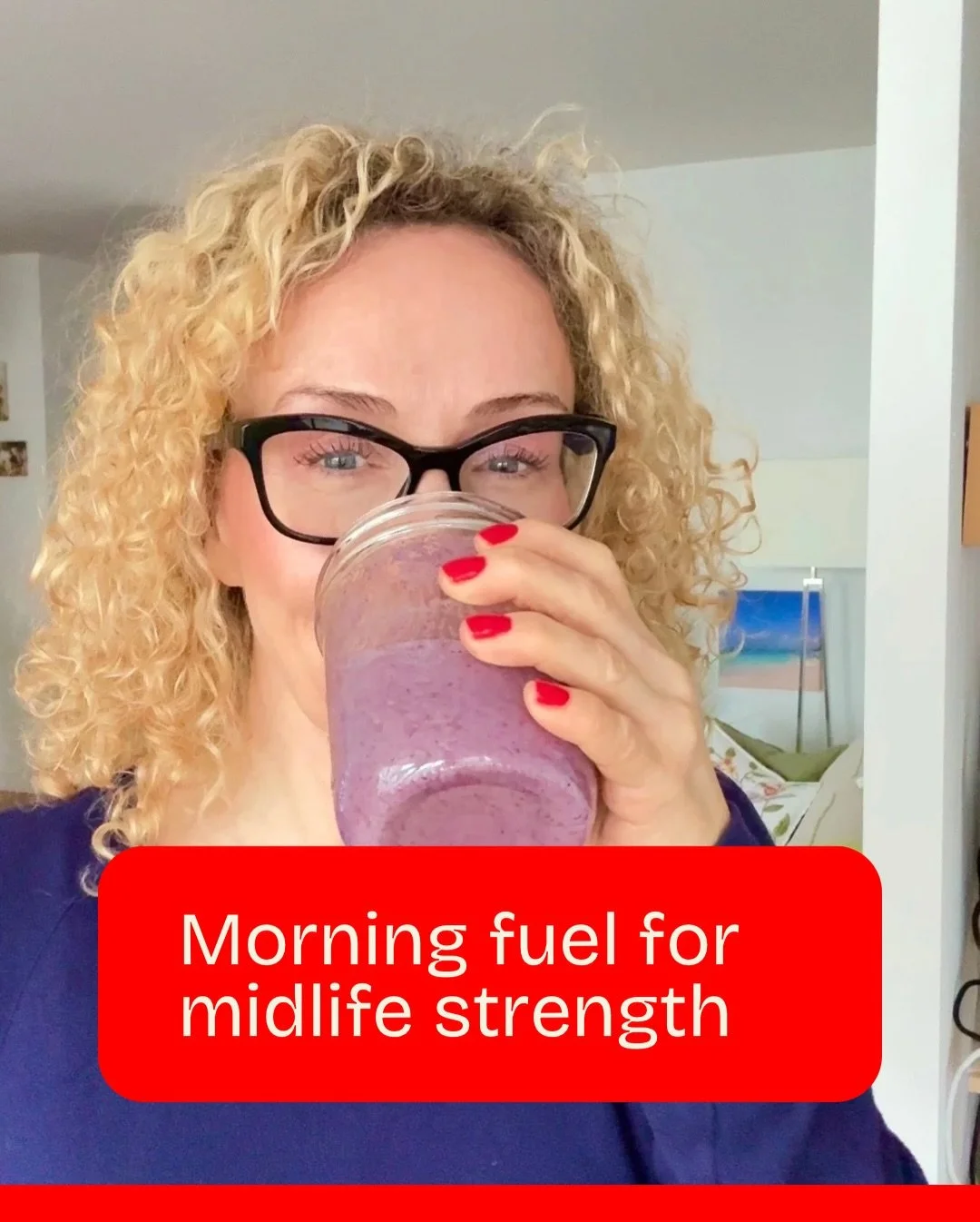 My breakfast is always simple and high in protein and fiber.

Blueberries for antioxidants, flax for fiber, Greek yogurt for gut health, and collagen for easy protein, 52 grams total.

A high protein breakfast is key in midlife. It keeps you full lon