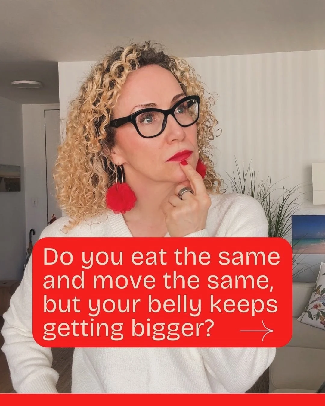 I hear this conversation all the time.
Sometimes in grocery stores.
Sometimes in my classes.
Sometimes from women who feel like they have done everything right.

They eat the same.
They move the same.
And still notice changes around their belly.

Thi