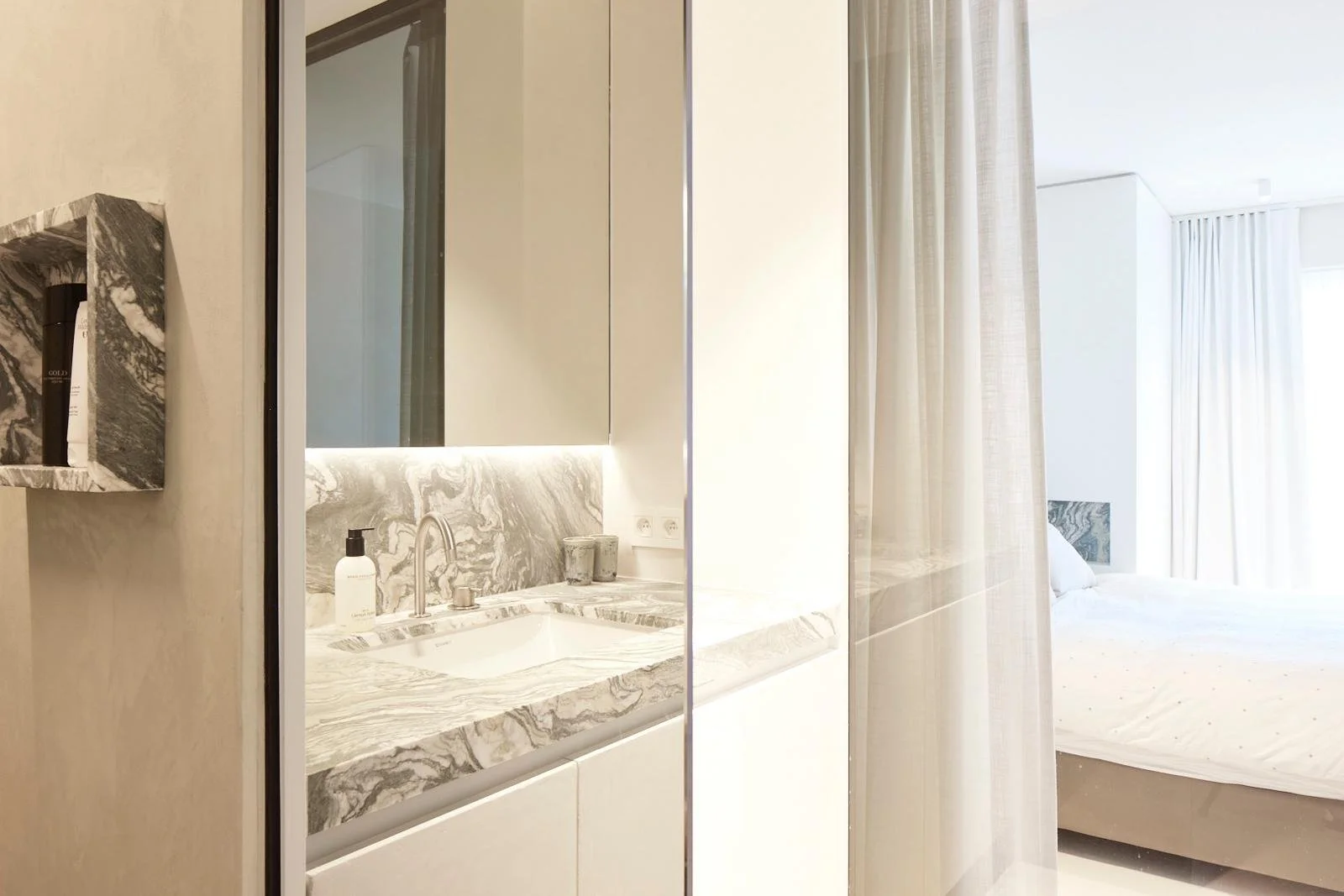 WhatsApp Image 2025-11-15 at 16.01.04 (13).jpeg