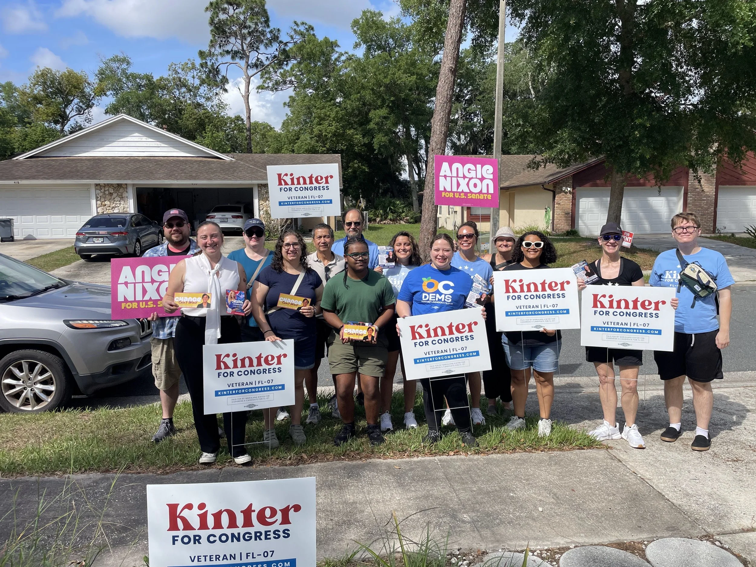 Marialana-Kinter-Volunteers-door-knocking.jpg