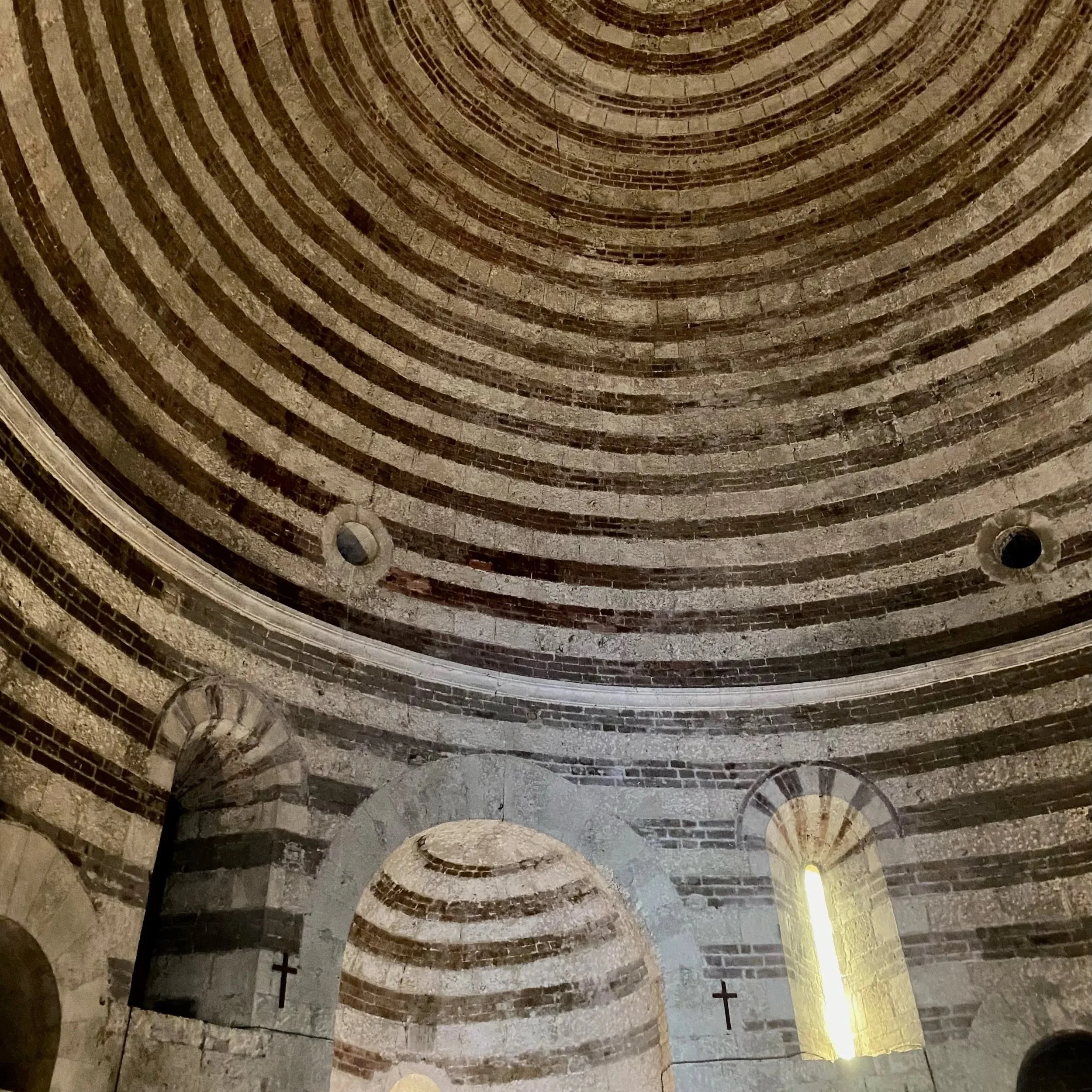 BLOG+6%3A4%3A2023+Italy+San+Galgano11.jpg