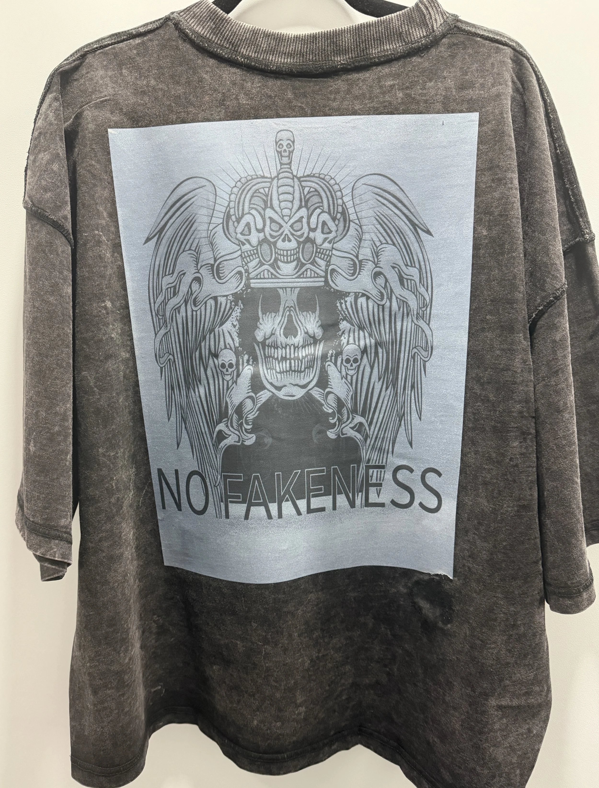 No Fakeness Reign Tee - Distressed Black