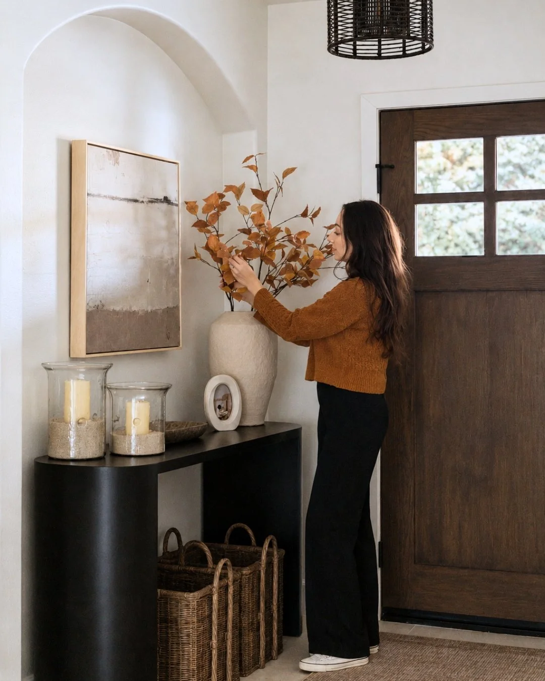 Hi friends! 🤎 I've been a little quiet around here lately, but things have been busy behind the scenes!

With the holiday season approaching, I'm curious to know what everyone has planned! What fall trends are you loving this year? Are you as excite
