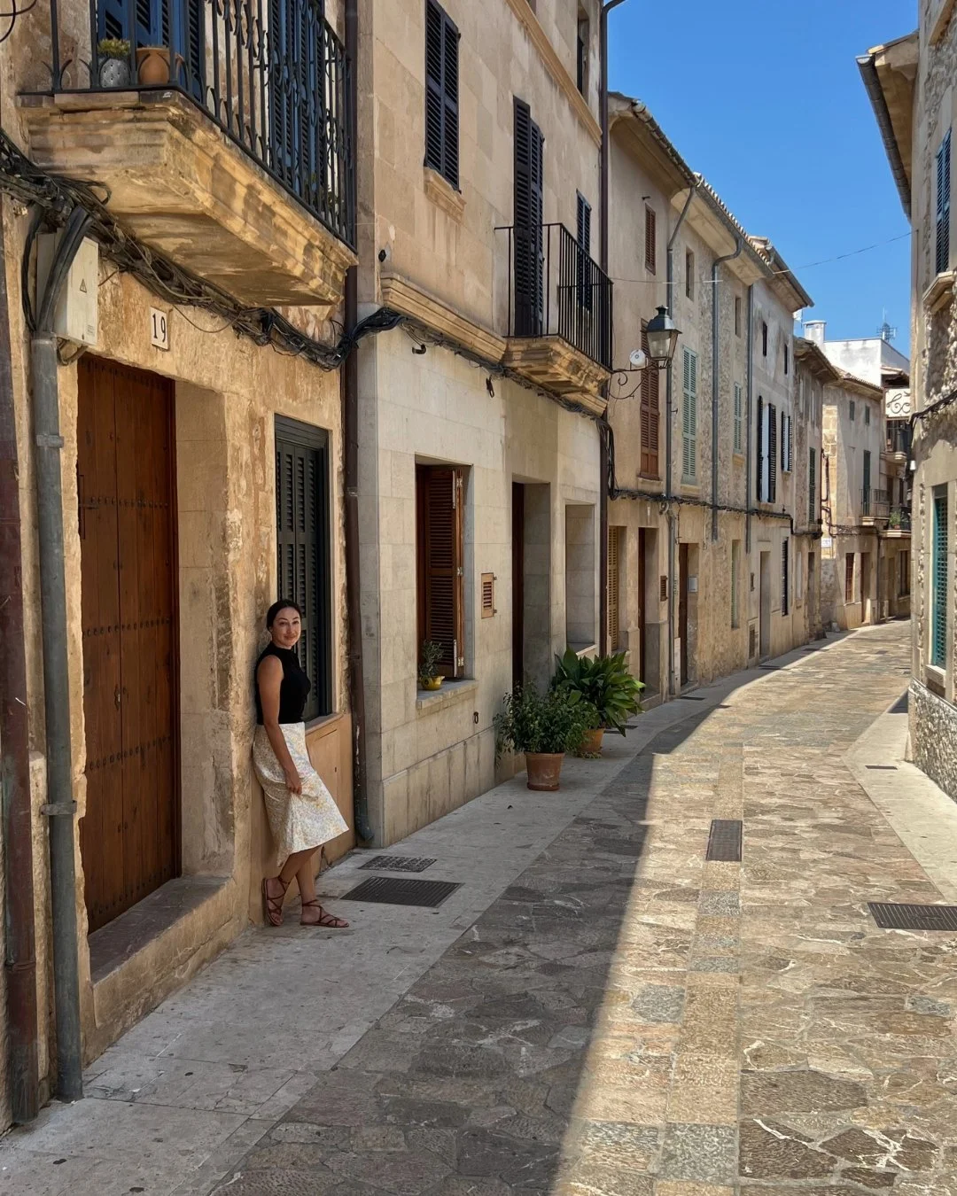 Throwing it back to my Mallorca situation, LOL! 🇪🇸☀️

For those who've been asking for updates, well... we're still in it! 😂 We're going through the whole permitting process, just like we do here in the States, except island time is a REAL thing, 