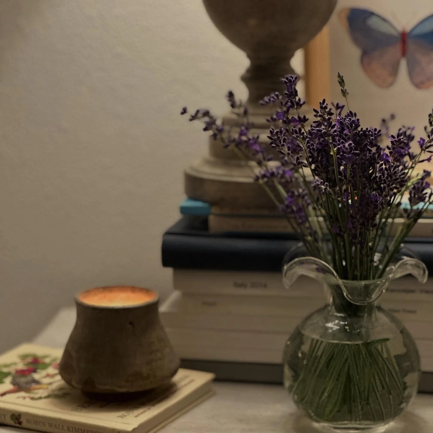 Lighting a candle is a ritual for me. When I&rsquo;m home, one is almost always burning.  This vessel was one of the very first I found at the Aspen thrift store when I started Maleka Designs. The lavender arrangement was picked fresh today from @asp