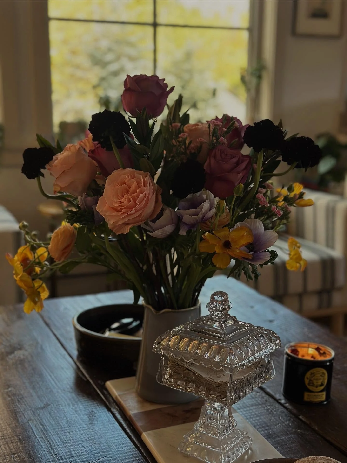 My favorite kind of Saturday: candle lit, music on, cappuccino in hand. These flowers are insane! 

Stop by The Hive in Aspen this week (I&rsquo;ll be there Tuesday) to shop the Hive Exclusive Scent.

Holiday scents are coming soon and there is an am