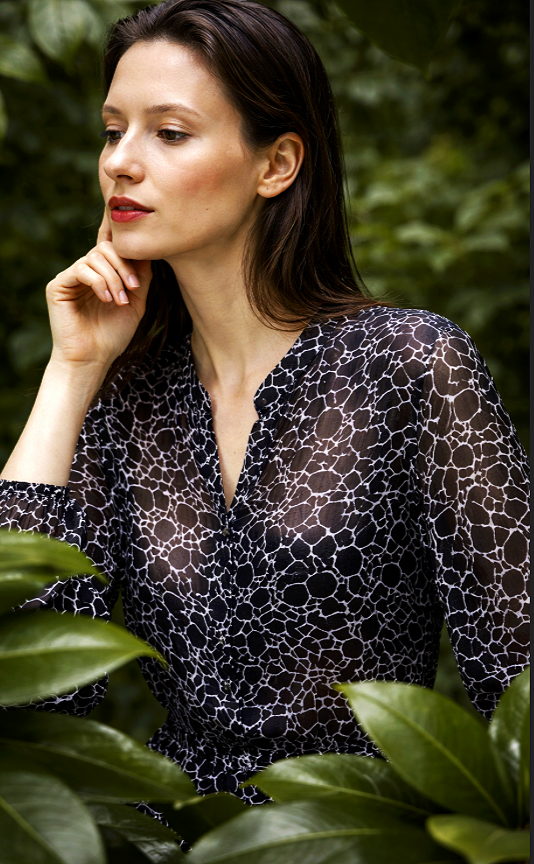 the crackle tied front