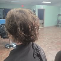 Women's Haircut and Color