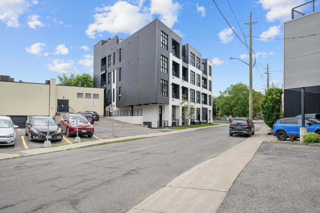 101 Pinhey Street Exterior