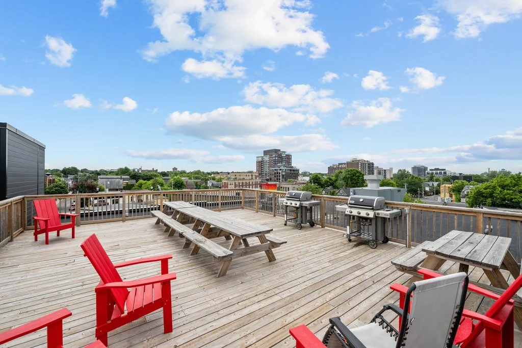 101 Pinhey Street Rooftop Patio