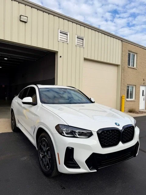 BMW X4 Premium Package.jpeg