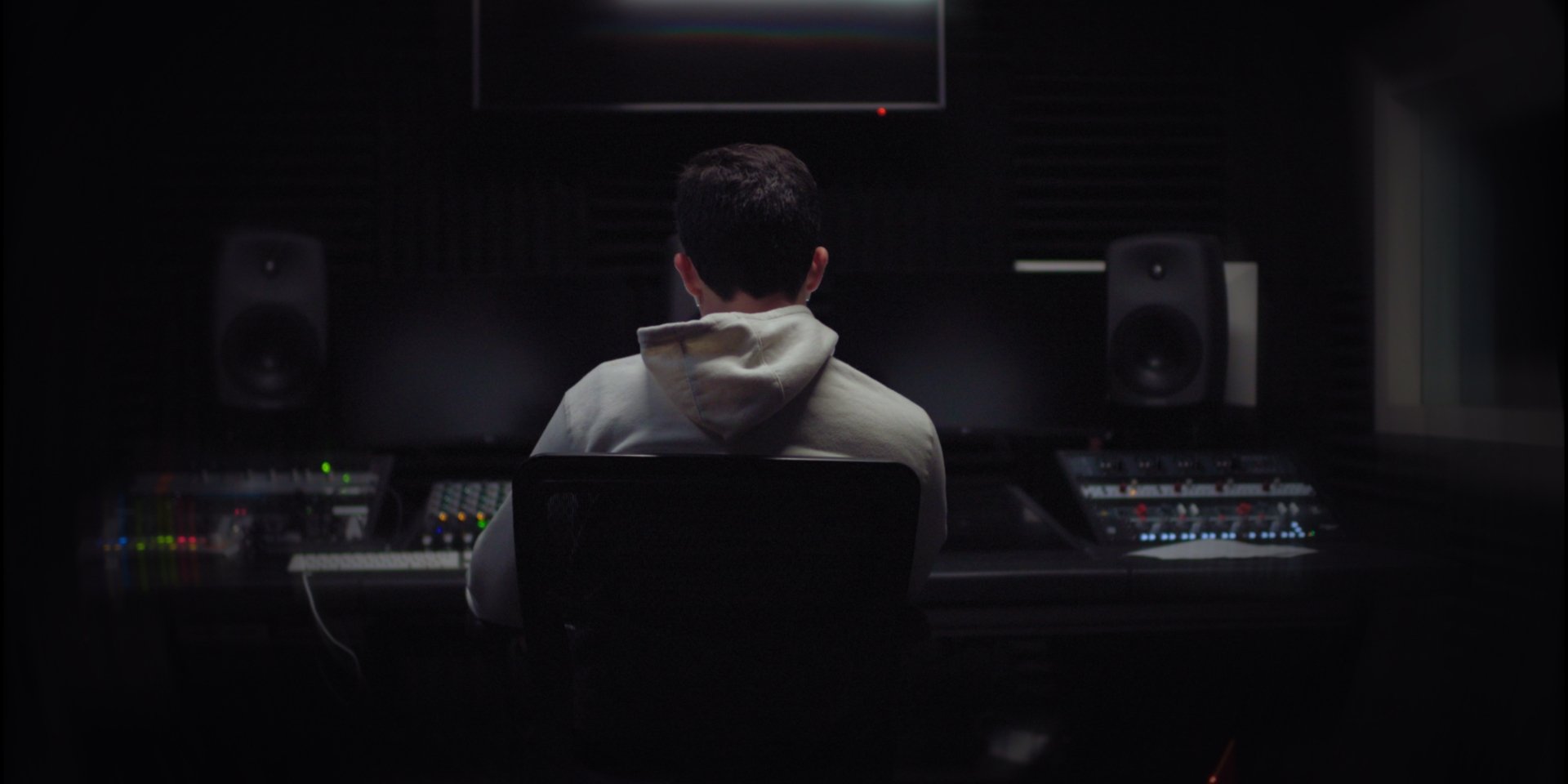 Still 2025-04-18 011345_1.4.1.jpg