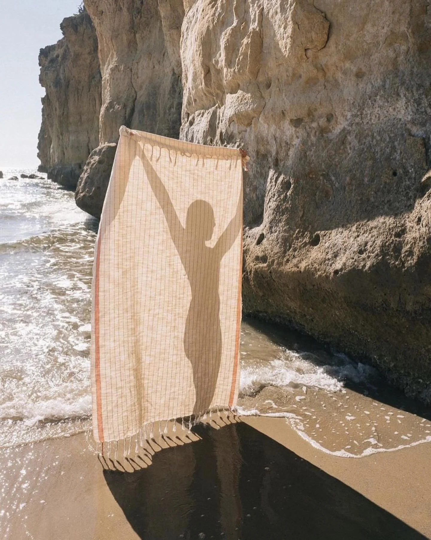 HUSH LOVES: Longer days, brighter vibes.&nbsp; Hello daylight savings 🌞&nbsp;

#HUSHLoves #daylightsavings