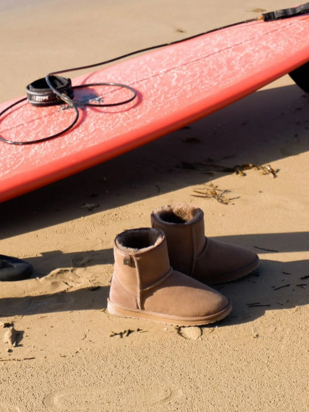 IN THE HUSH HOUSE: 
Black Friday just got better - enjoy 20&ndash;50% off @EmuAustralia sitewide + free shipping from 27 Nov&ndash;1 Dec.
This Black Friday, treat yourself or someone special to handcrafted comfort built to last.

#EmuAustralia ##Qual